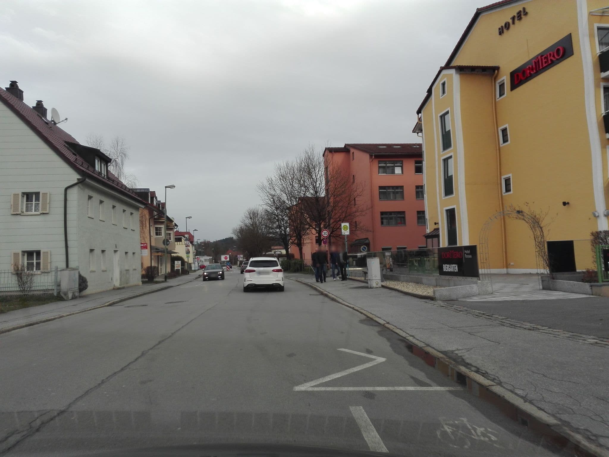 Street view near Hotel "am Jesuitenschlößl", Passau — © suriv (CC BY-SA · Mapillary)