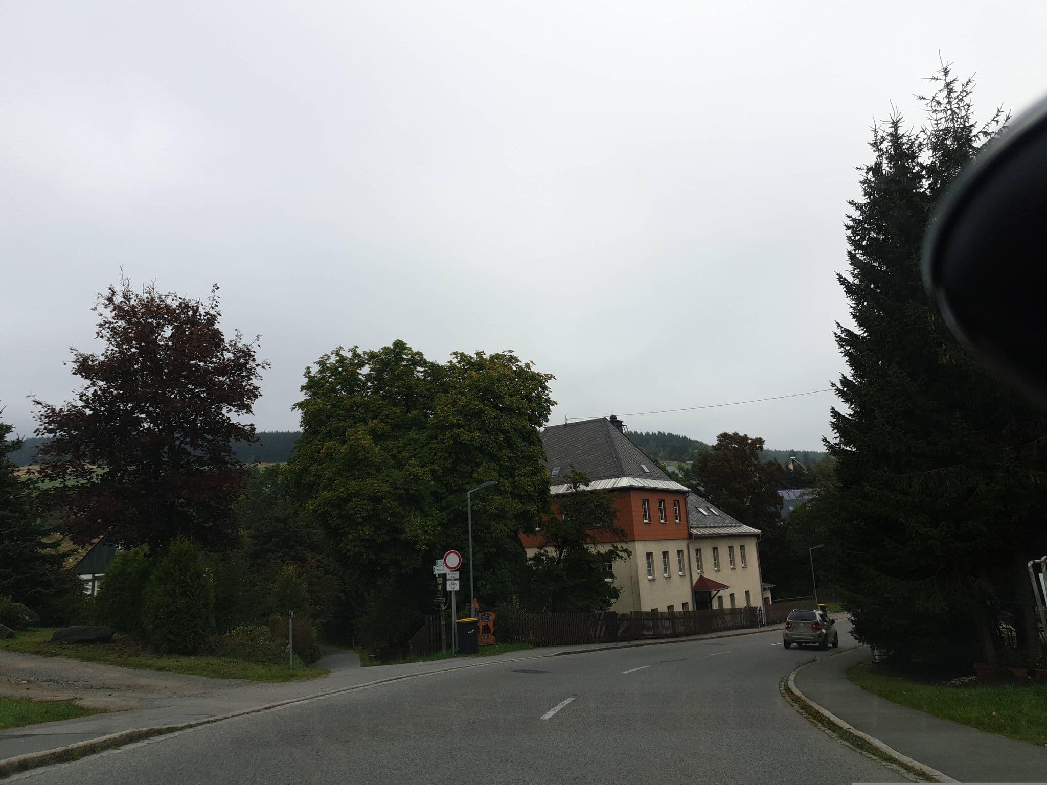 Street view near Ferienhaus Fichtelberg, Kurort Oberwiesenthal — © canislupus (CC BY-SA · Mapillary)