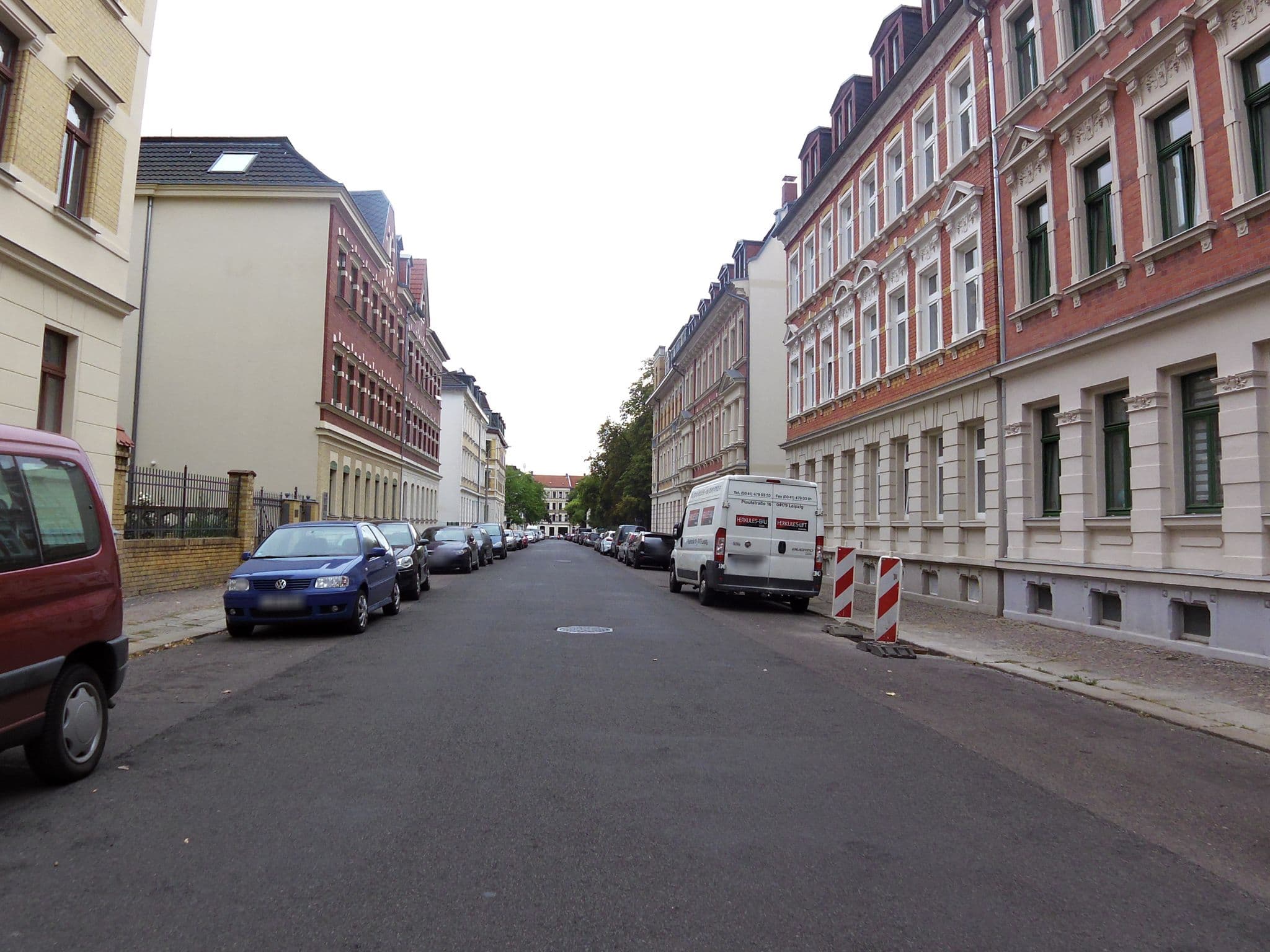 Street view near Ferienwohnung Wielandstrasse Leipzig Altlindenau, Kleinzschocher — © zoegglmeyr (CC BY-SA · Mapillary)