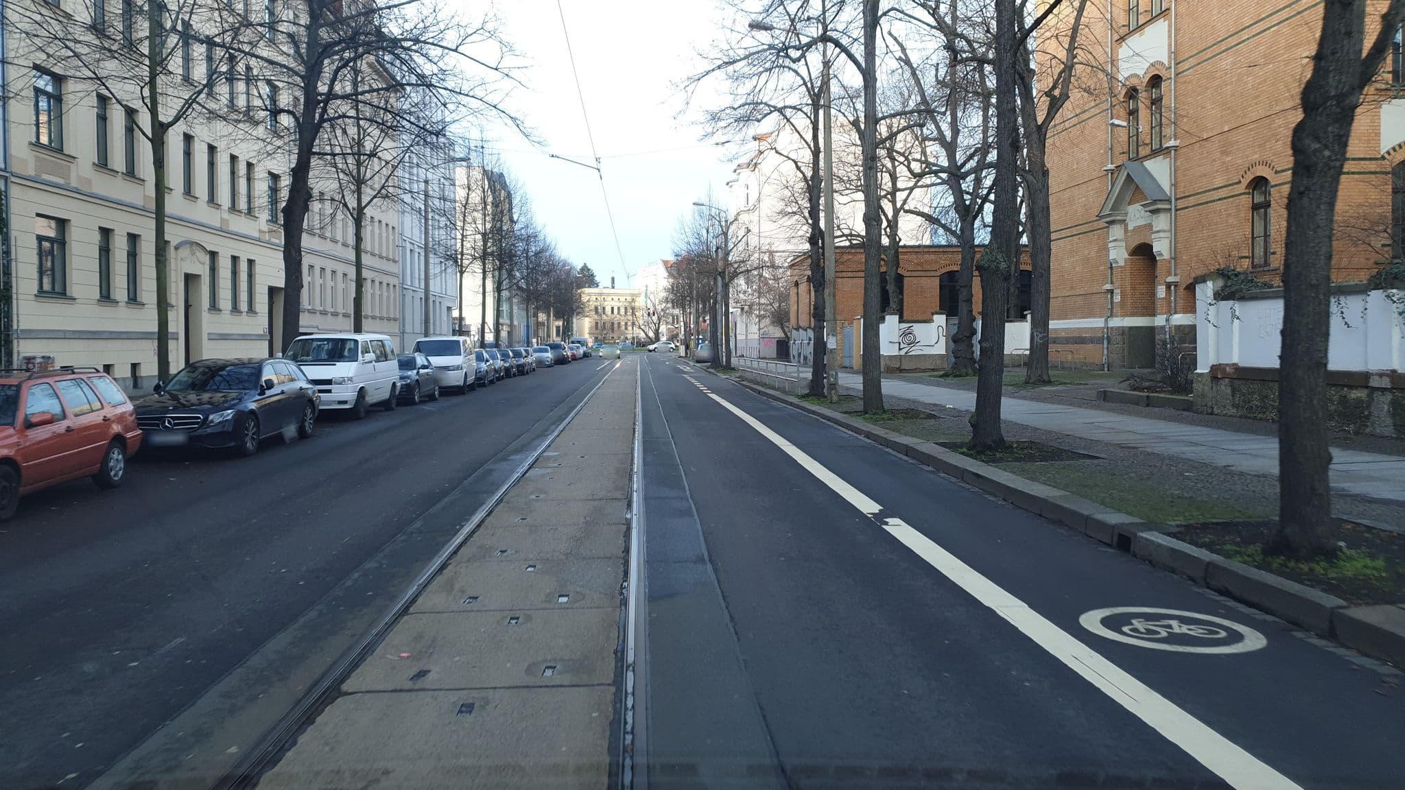 Street view near Hotel Avantgarde, Leipzig — © rhaegar (CC BY-SA · Mapillary)