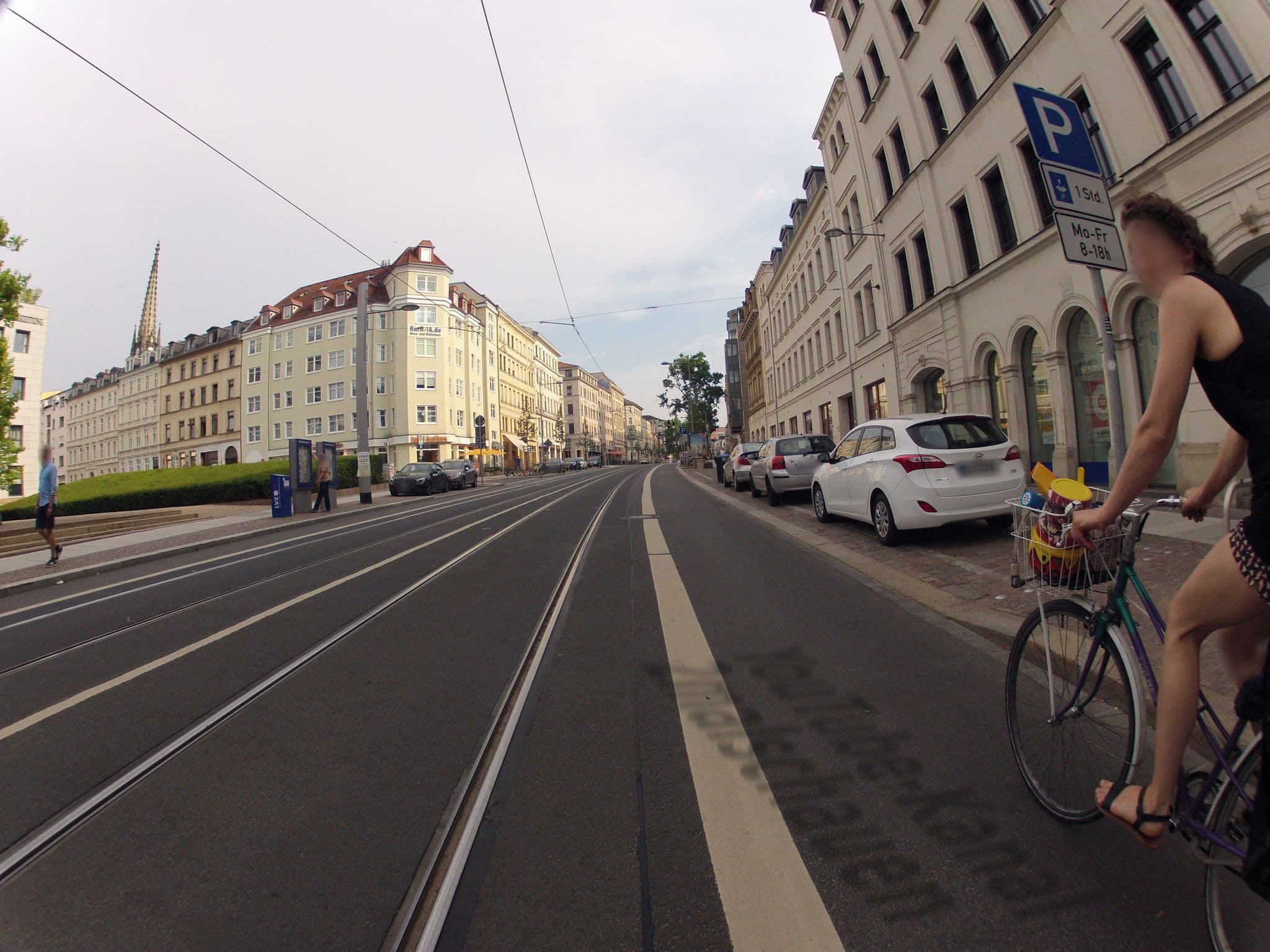 Street view near Hostel Unschlagbar, Leipzig — © fahrradfahrer (CC BY-SA · Mapillary)