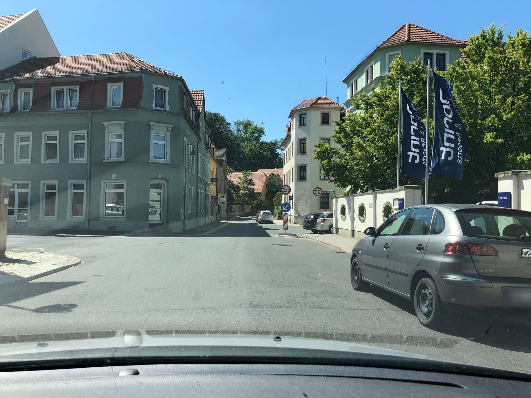 Street view near Dorint Parkhotel Meissen, Meissen — © bejotel (CC BY-SA · Mapillary)