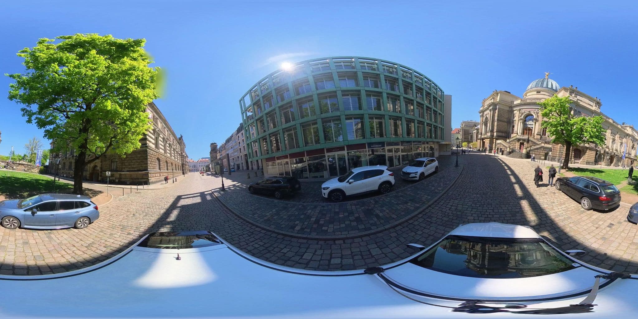 Street view near Sol Meliá Deutschland GmbH, Dresden — © osmplus_org (CC BY-SA · Mapillary)