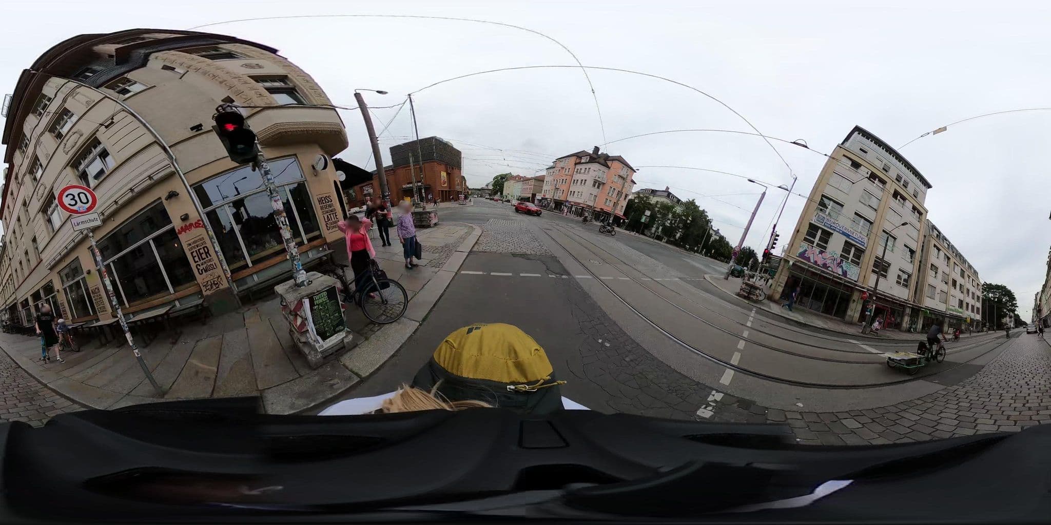 Street view near Haus Königsbrücker, Äußere Neustadt — © geowatti (CC BY-SA · Mapillary)