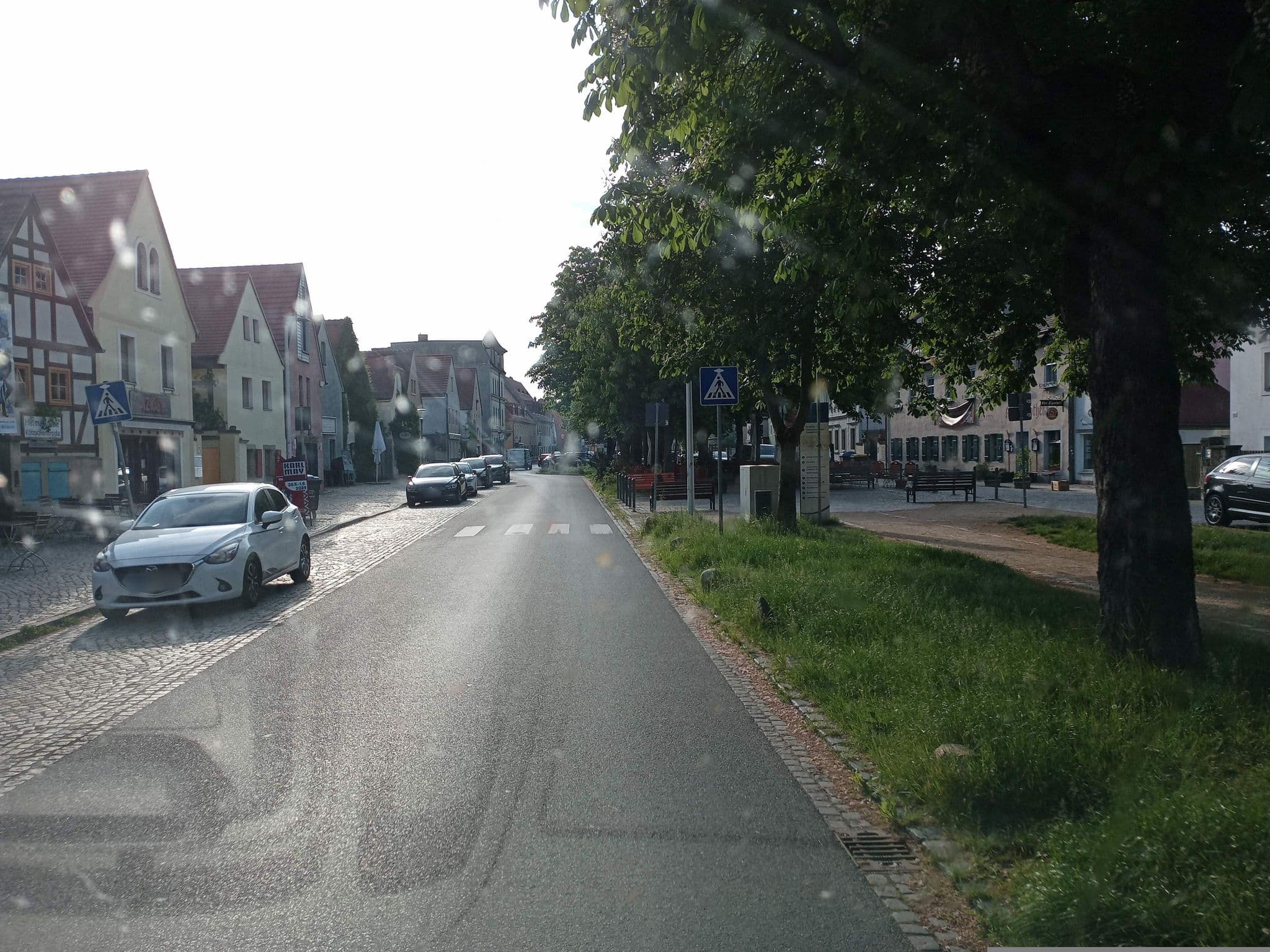 Street view near Goldener Anker Inh. Hartmut Paul, Radebeul — © atze02 (CC BY-SA · Mapillary)