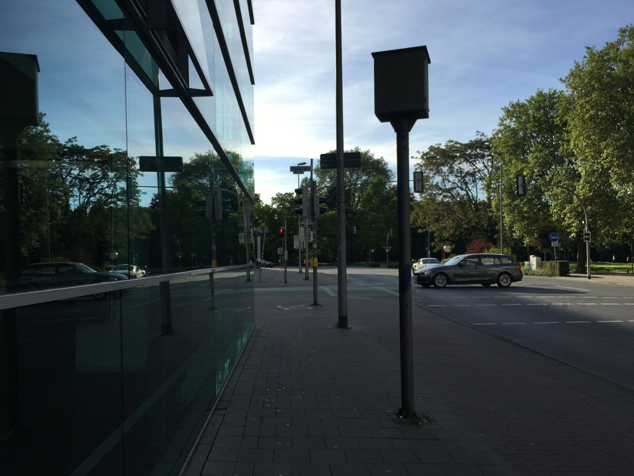 Street view near Atlantic Hotel Münster, Münster — © descilla (CC BY-SA · Mapillary)
