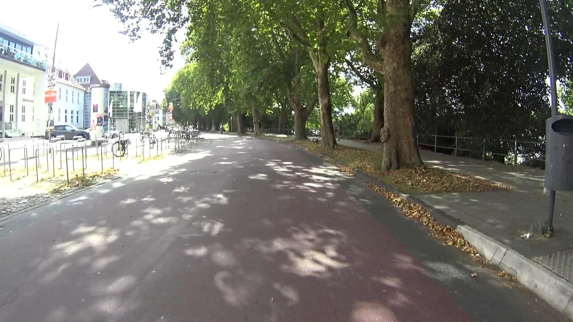 Street view near Studierendenwerk Münster AöR agora: Hotel + Tagungsort, Münster — © Morina (CC BY-SA · Mapillary)