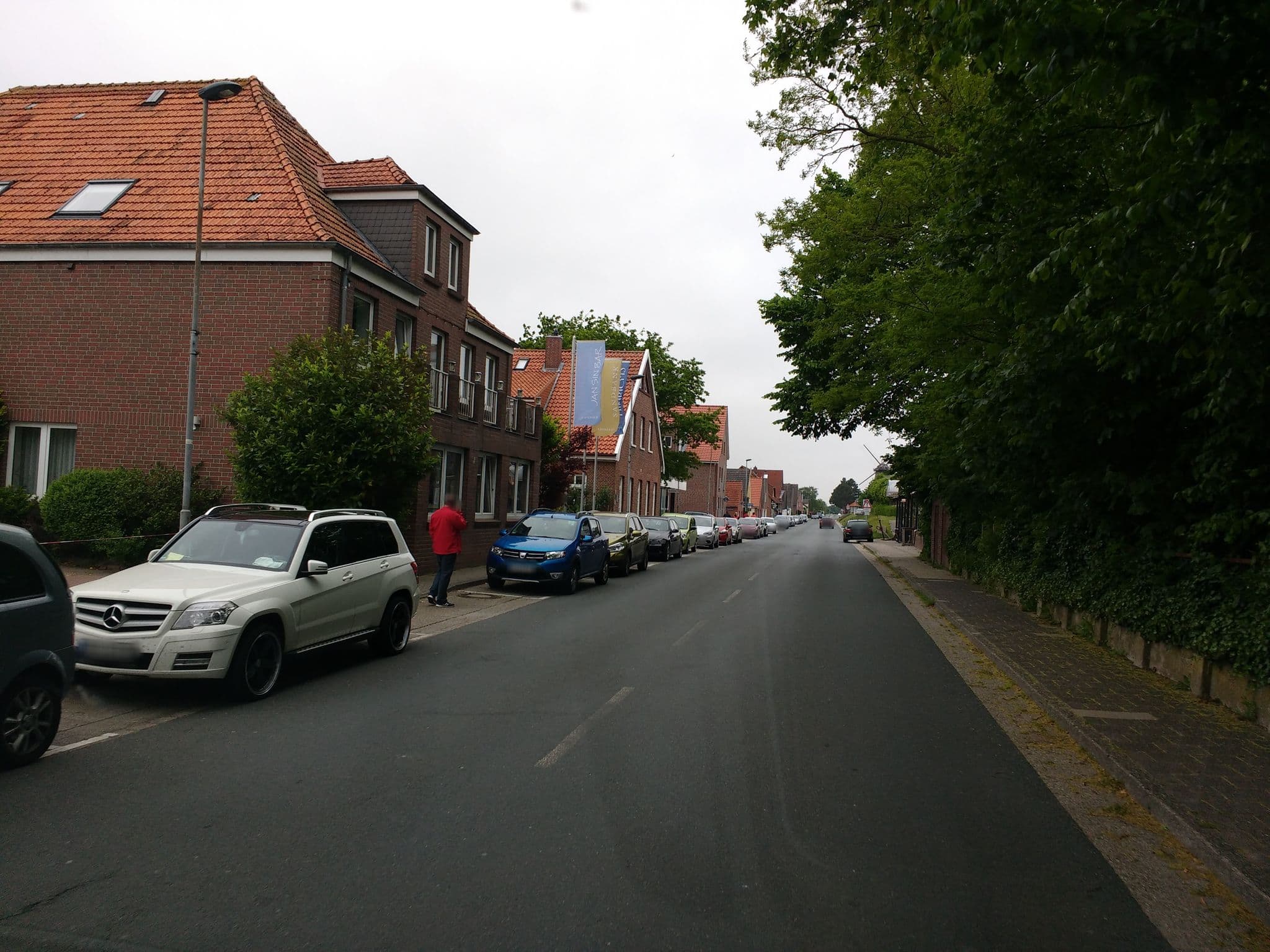 Street view near Nordsee-Hotel Hinrichs, Neuharlingersiel — © thetornado76 (CC BY-SA · Mapillary)