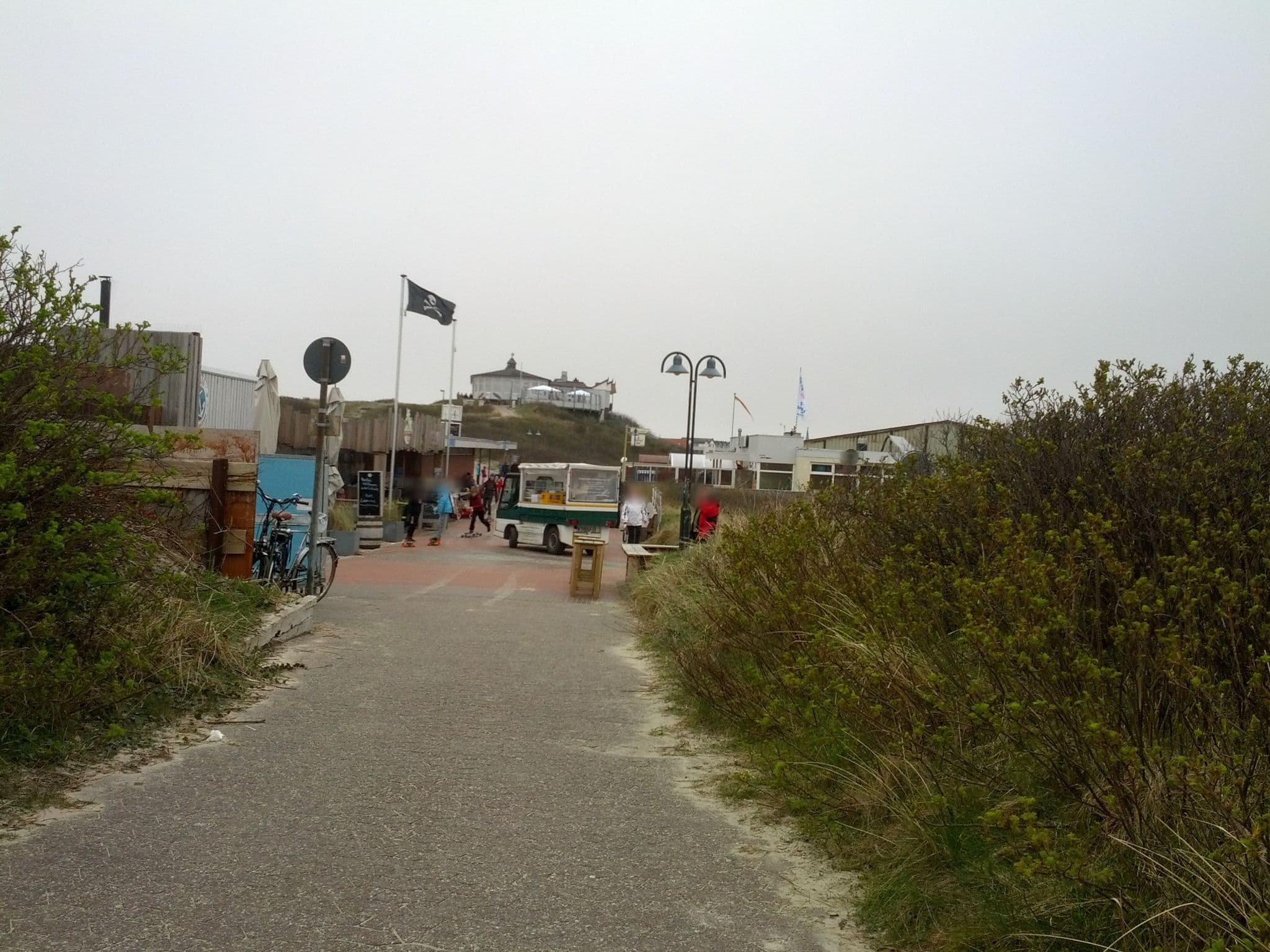 Street view near Die Inselvermietung Langeoog, Langeoog — © zoegglmeyr (CC BY-SA · Mapillary)