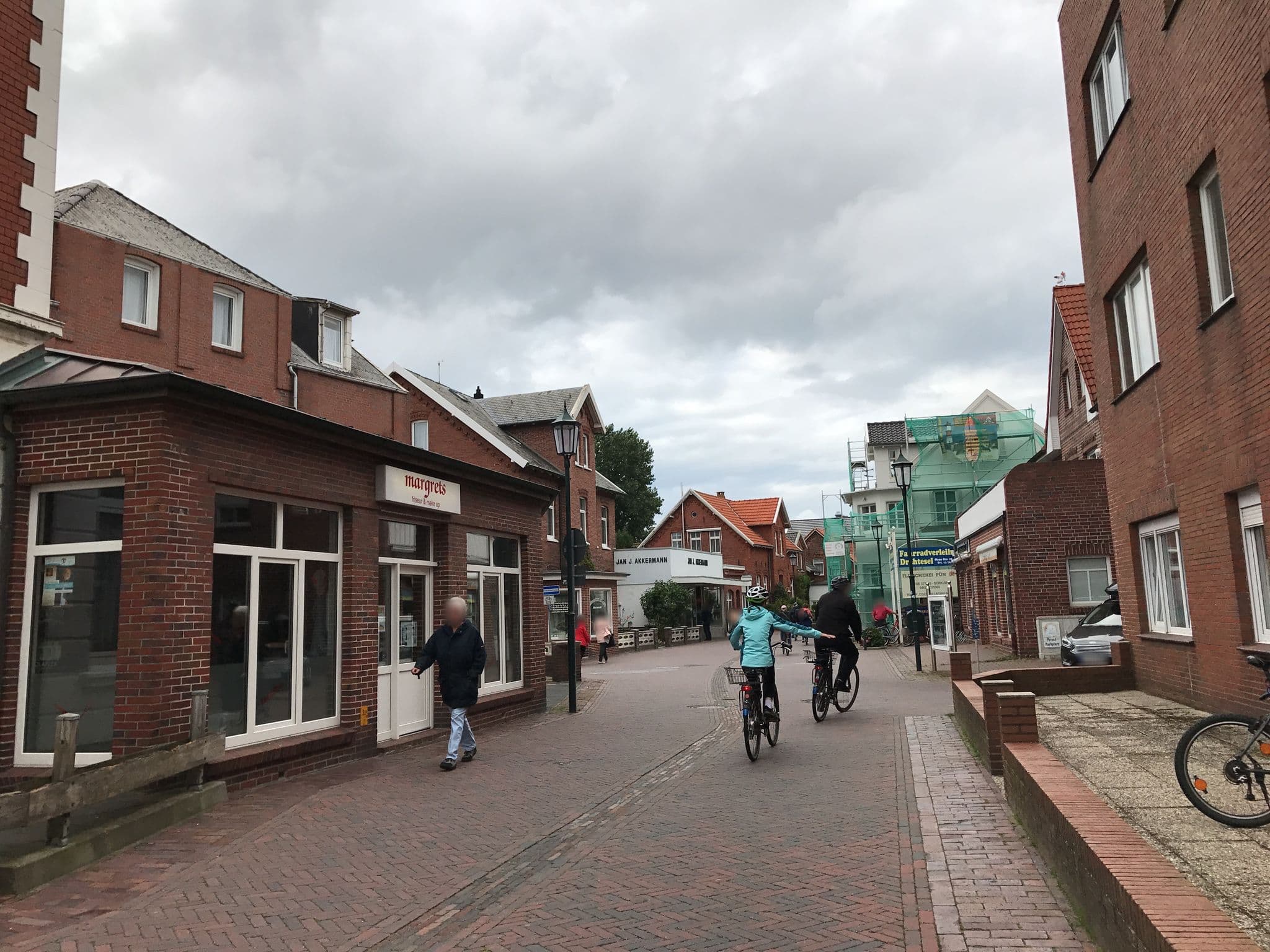 Street view near Dr-Stein, Borkum — © multimaze (CC BY-SA · Mapillary)