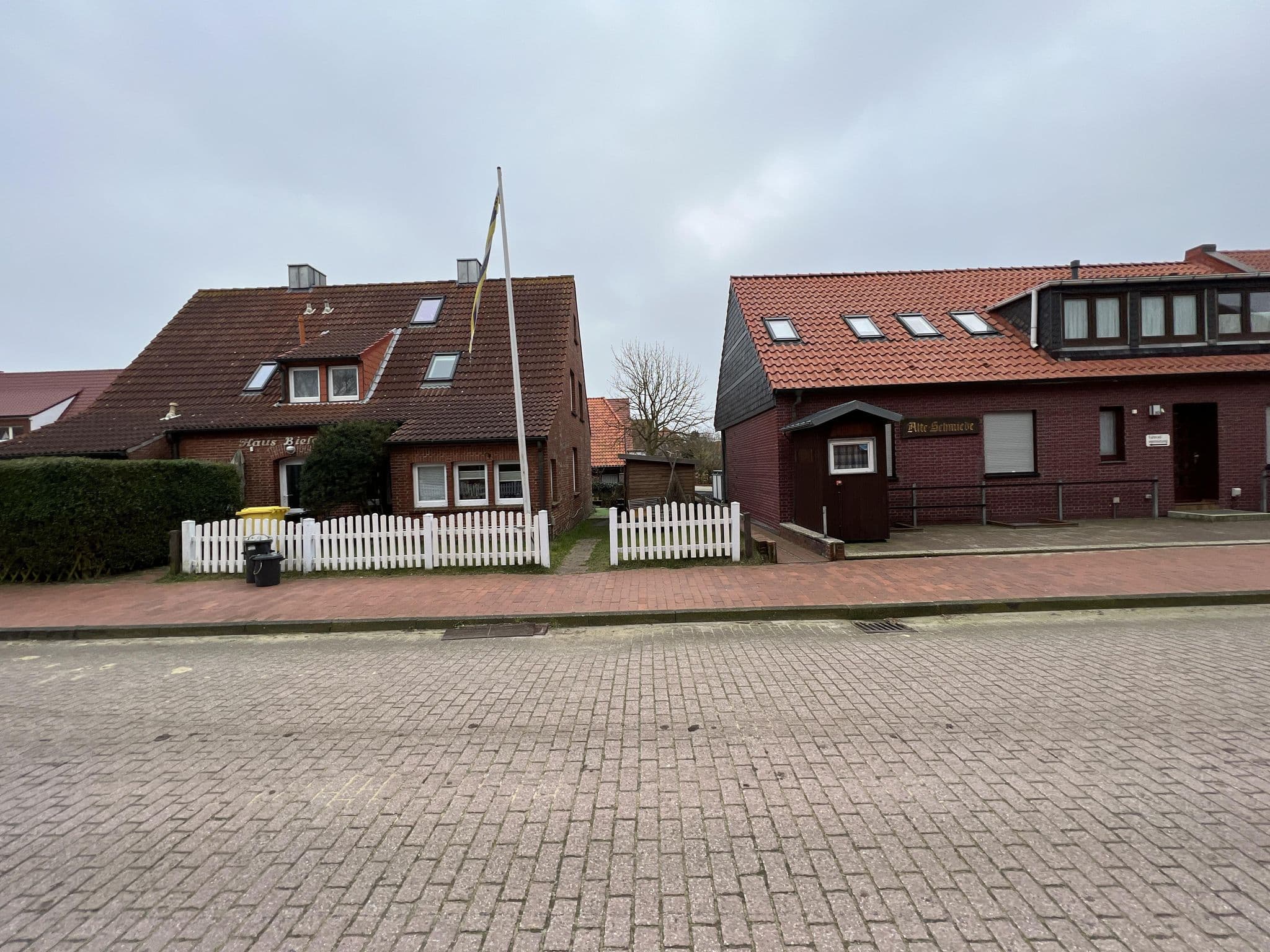 Street view near Haus Alte Schmiede, Juist — © pyyjac (CC BY-SA · Mapillary)