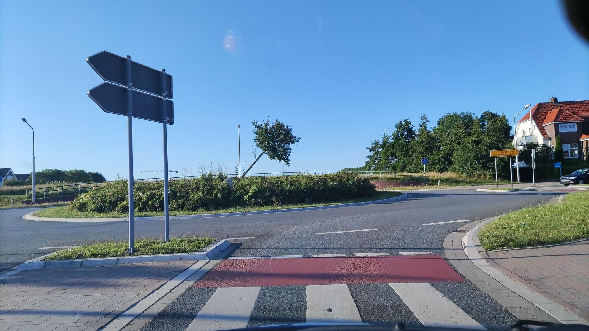 Street view near Ferienhaus Anneke, Neuharlingersiel — © hotteliene (CC BY-SA · Mapillary)