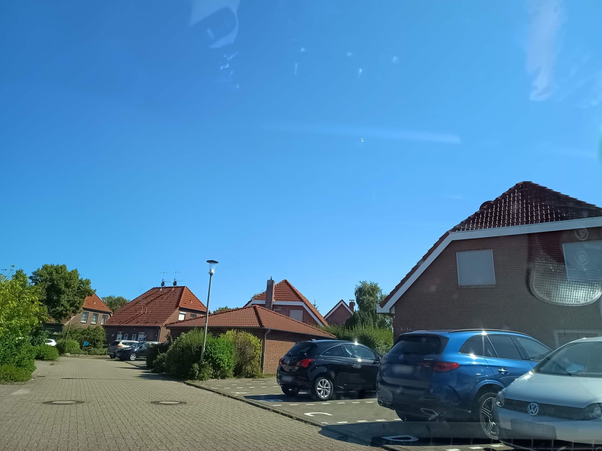 Street view near Ferienhaus 6i, Neuharlingersiel — © thetornado76 (CC BY-SA · Mapillary)