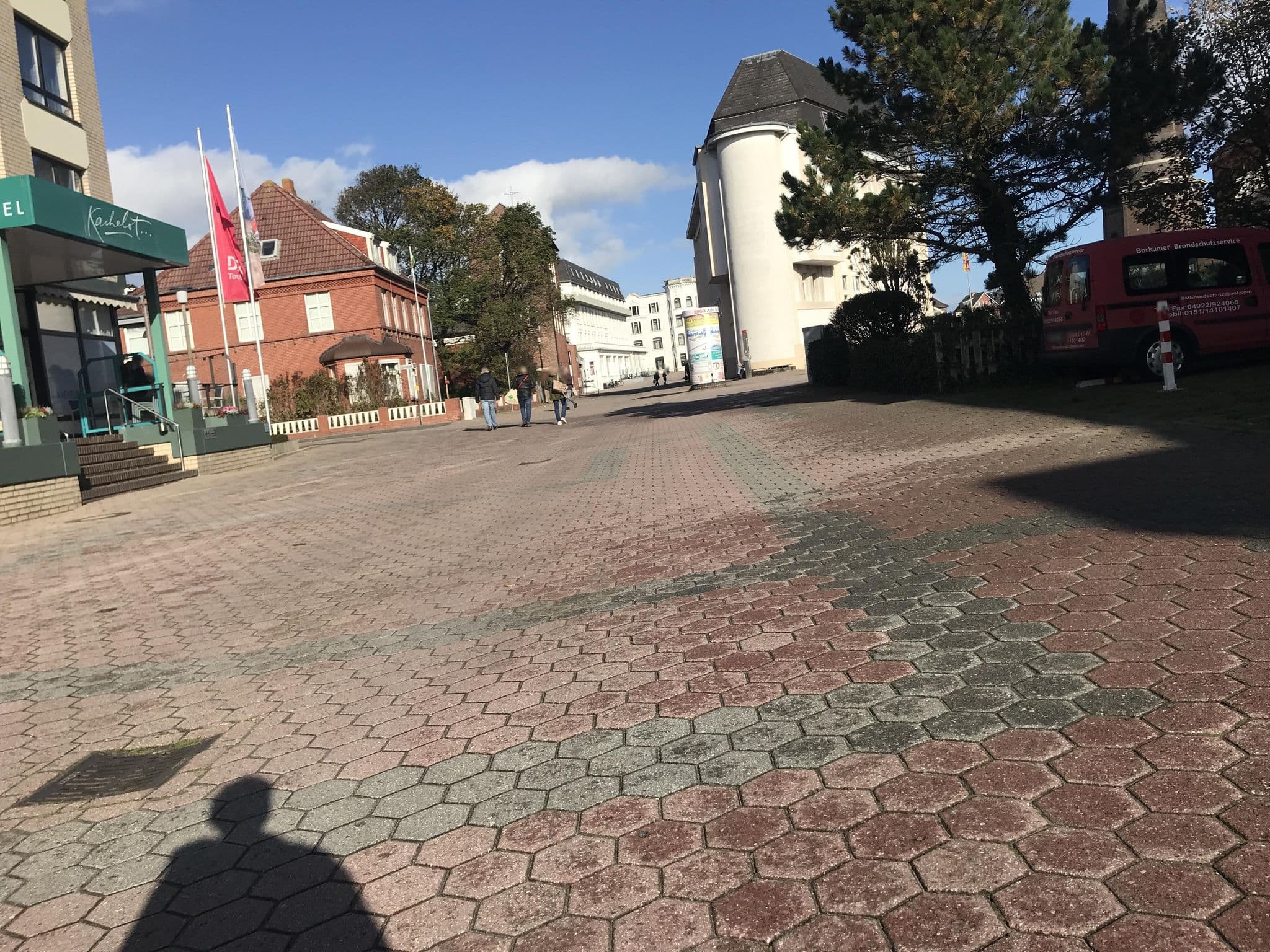 Street view near Hotel Kachelot, Borkum — © miguel_andrade (CC BY-SA · Mapillary)