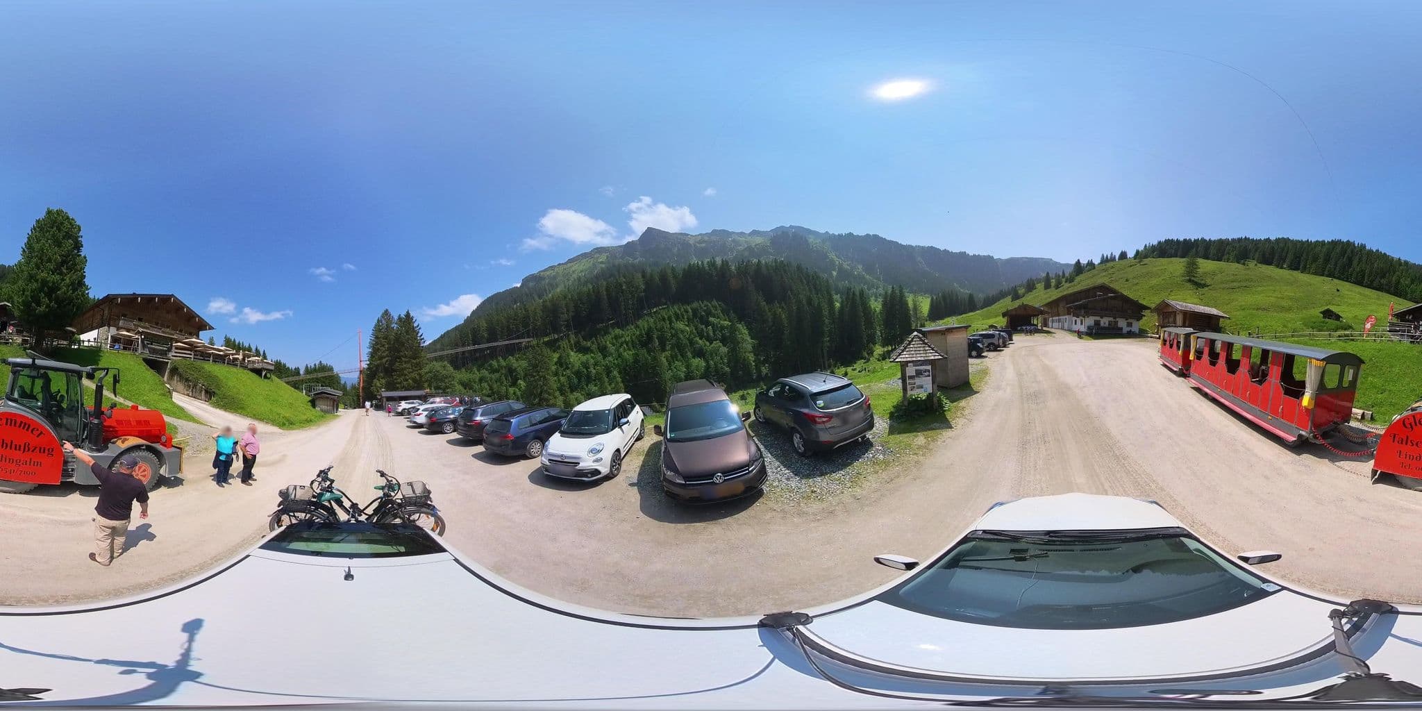 Street view near Lindlingalm, Hinterglemm — © osmplus_org (CC BY-SA · Mapillary)