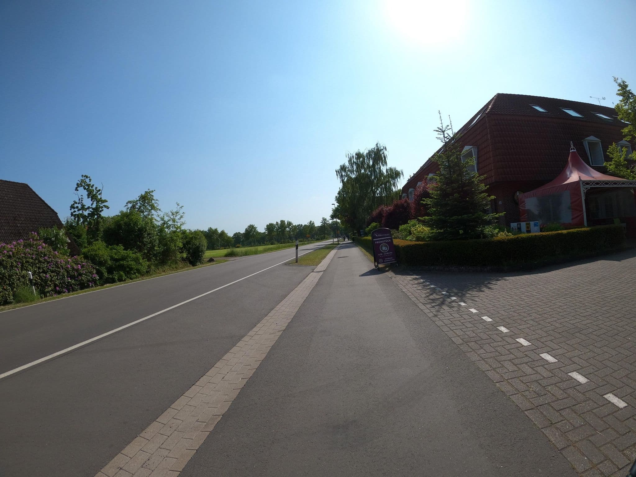 Street view near Ringhotel Amsterdam, Bad Zwischenahn — © VIA_KK (CC BY-SA · Mapillary)