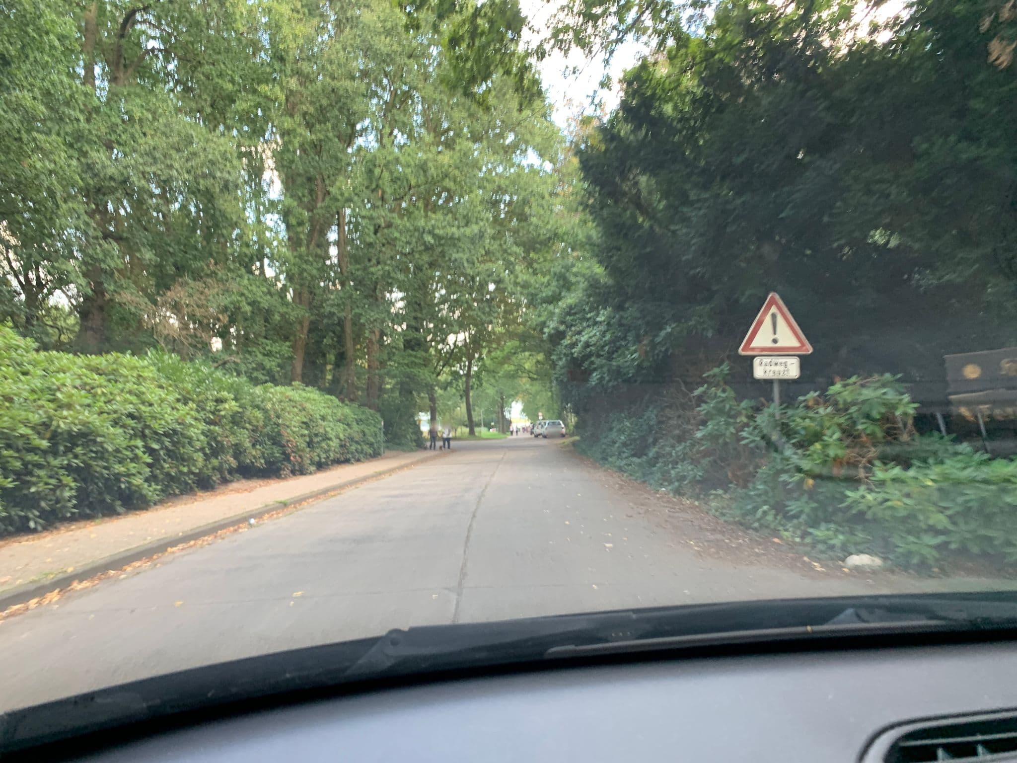 Street view near Gräper Claus Ferienwohnungen, Bad Zwischenahn — © mbwst (CC BY-SA · Mapillary)