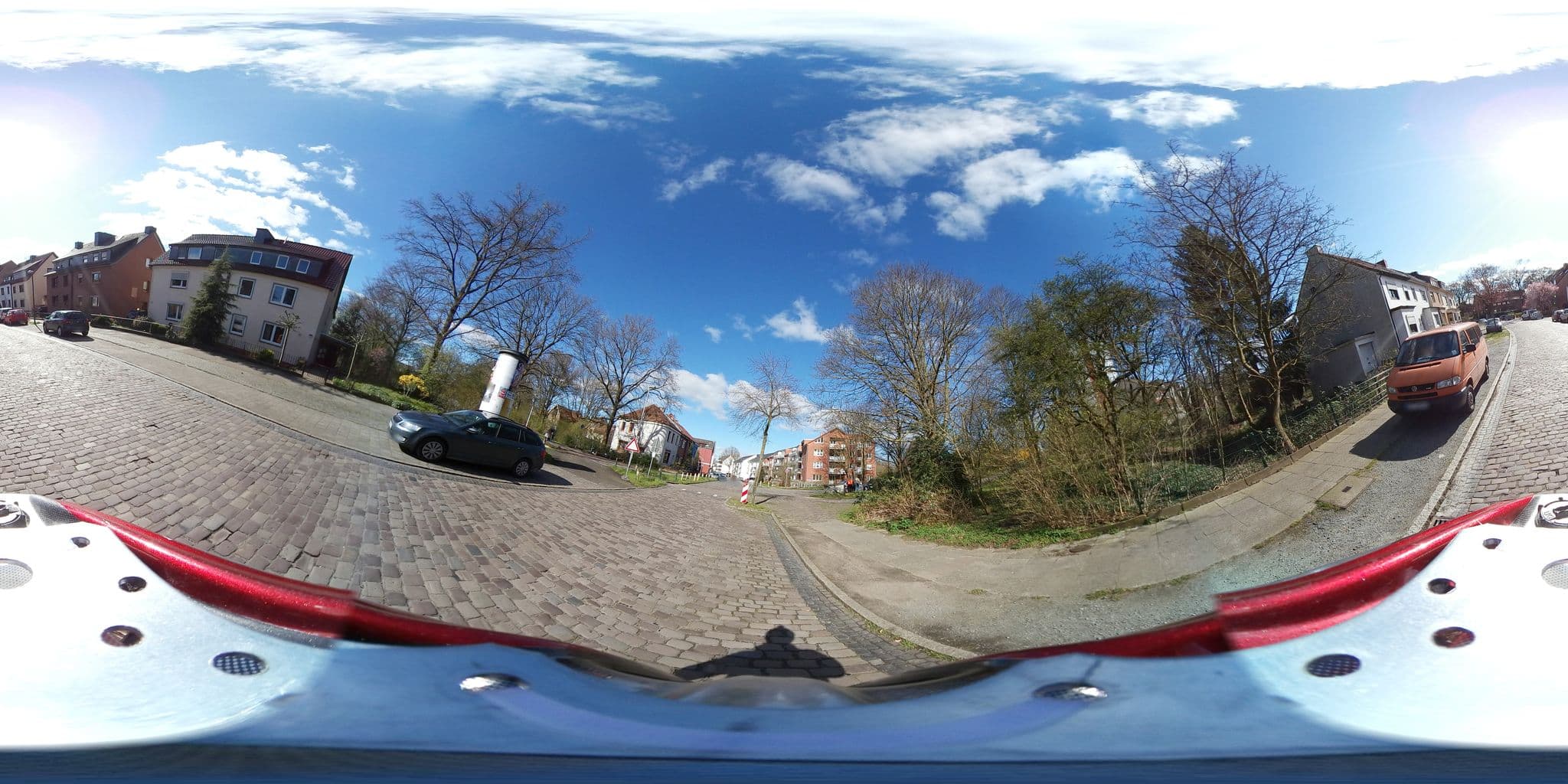 Street view near Haus Lüllmann, Bremen — © hubert87 (CC BY-SA · Mapillary)