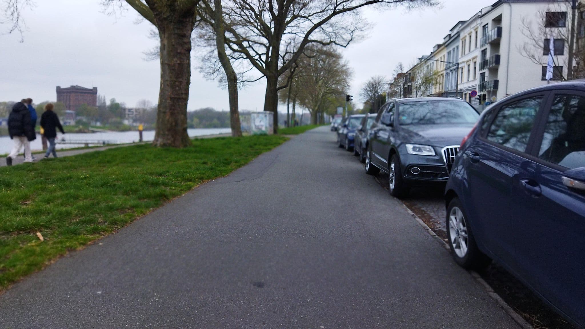 Street view near Apartment Blue Weserblick, Bremen — © changchun1 (CC BY-SA · Mapillary)