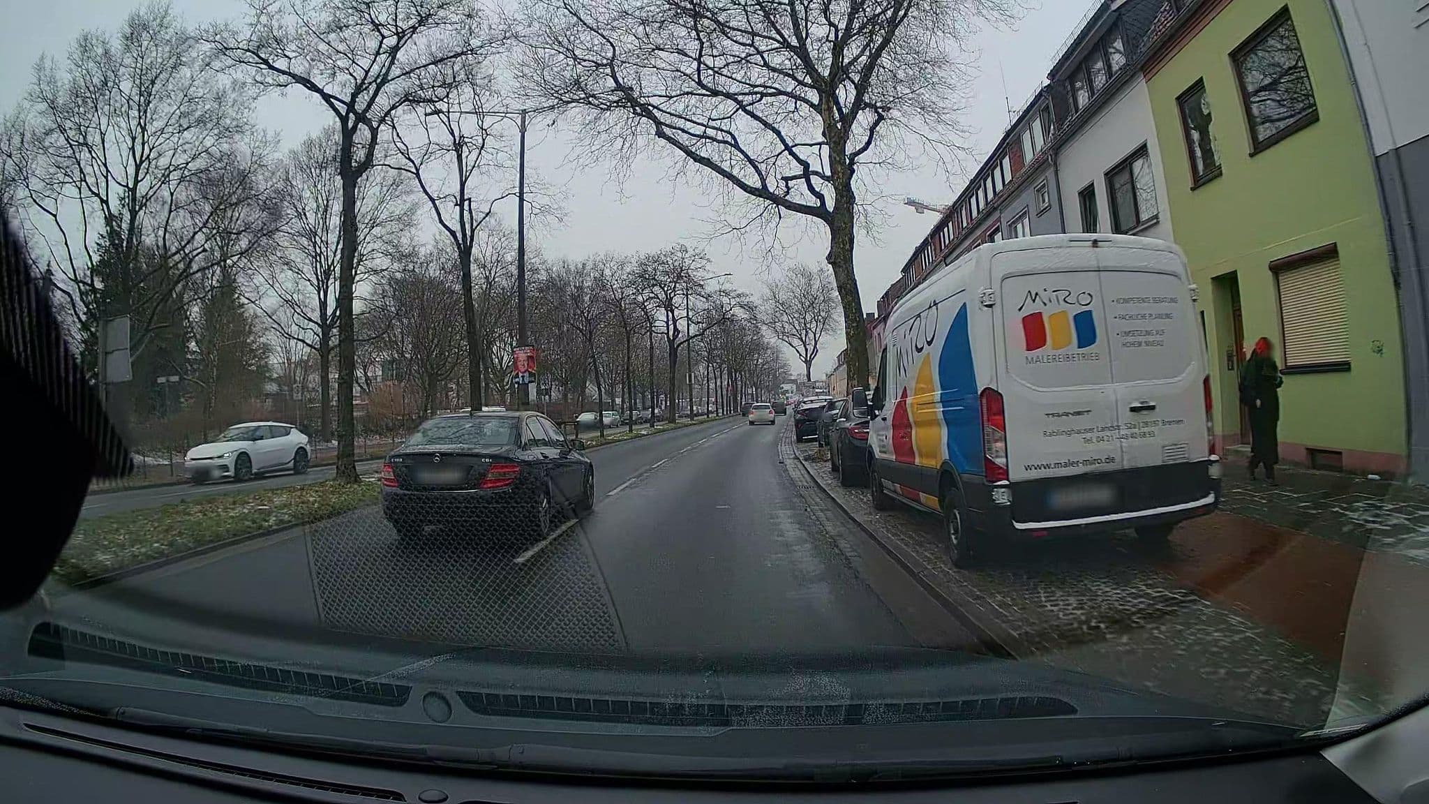 Street view near Hotel Europa, Bremen — © StefanS79 (CC BY-SA · Mapillary)
