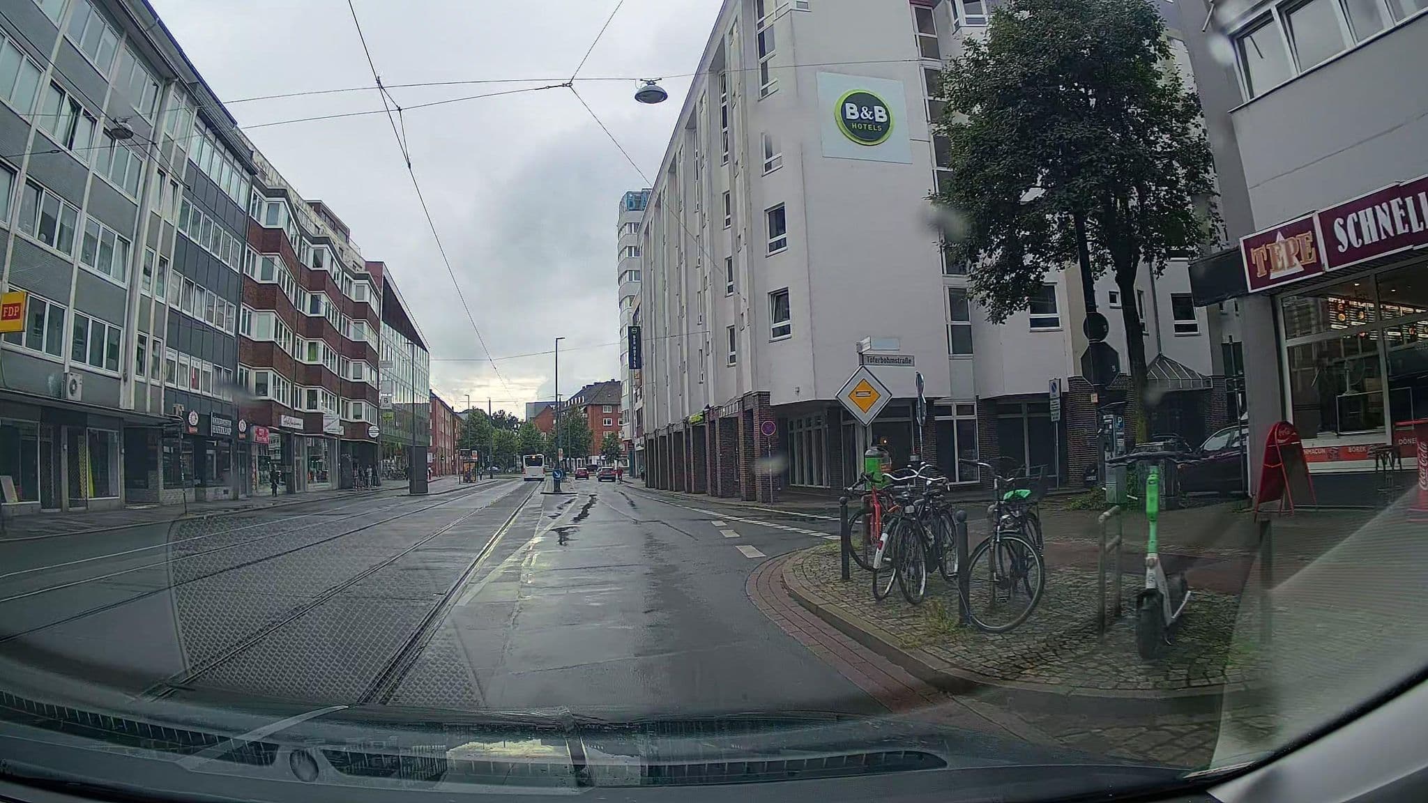 Street view near ibis styles Bremen Altstadt, Bremen — © StefanS79 (CC BY-SA · Mapillary)