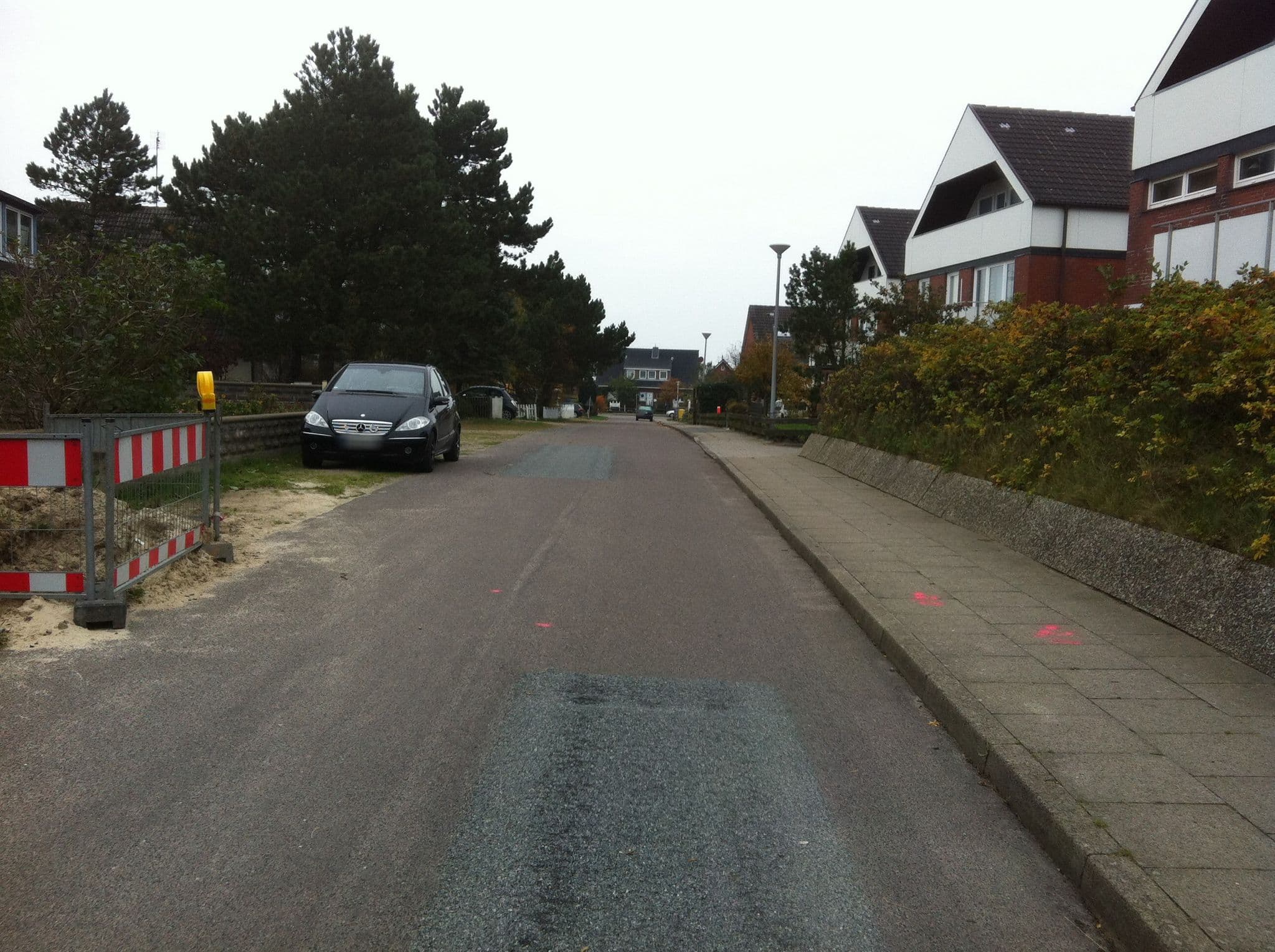 Street view near Grosse-Wilde Betten, Wyk auf Föhr — © georginakirrin (CC BY-SA · Mapillary)