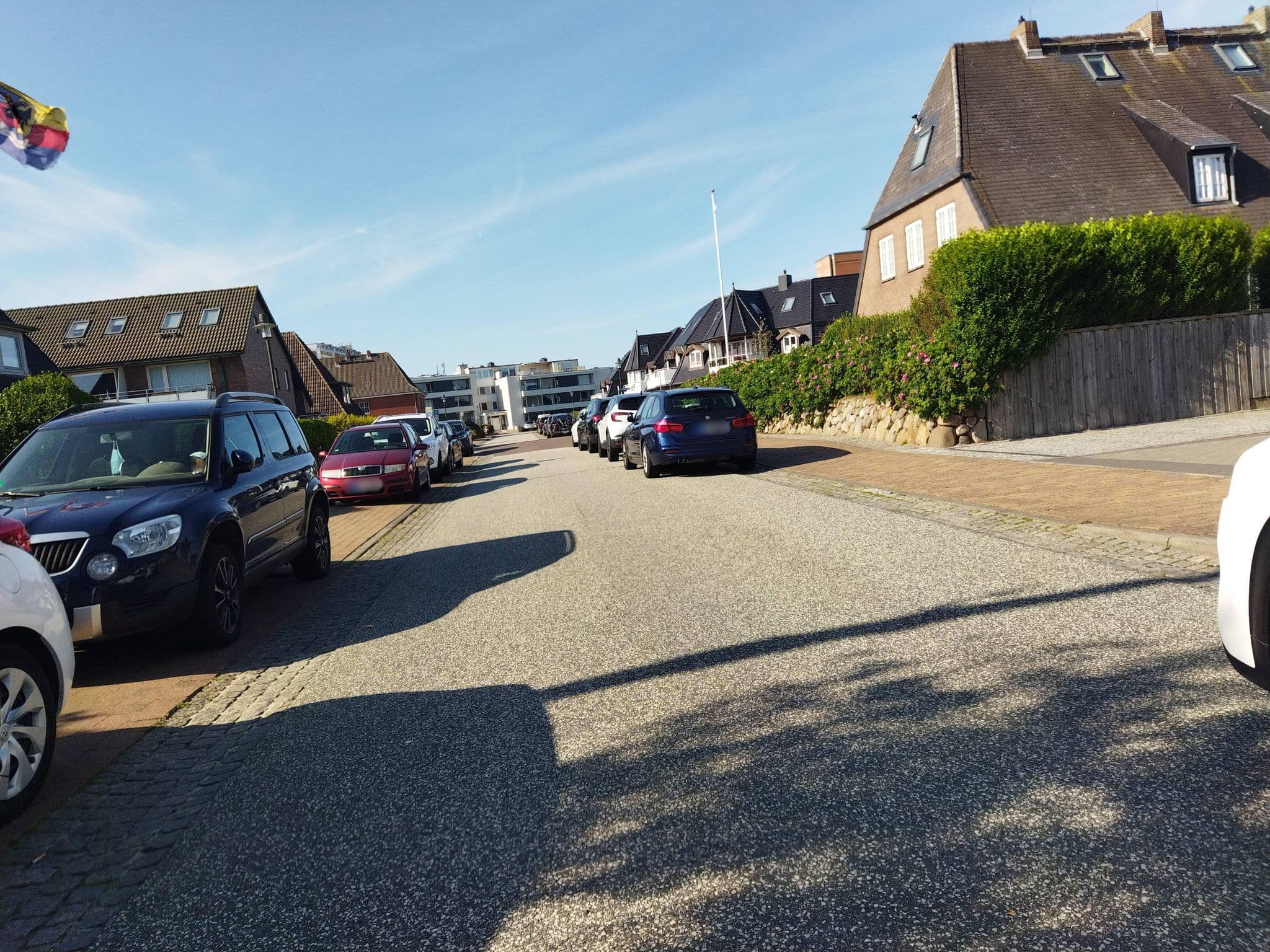 Street view near Hotel Pension Garni Haus Dünental, Westerland — © changchun1 (CC BY-SA · Mapillary)