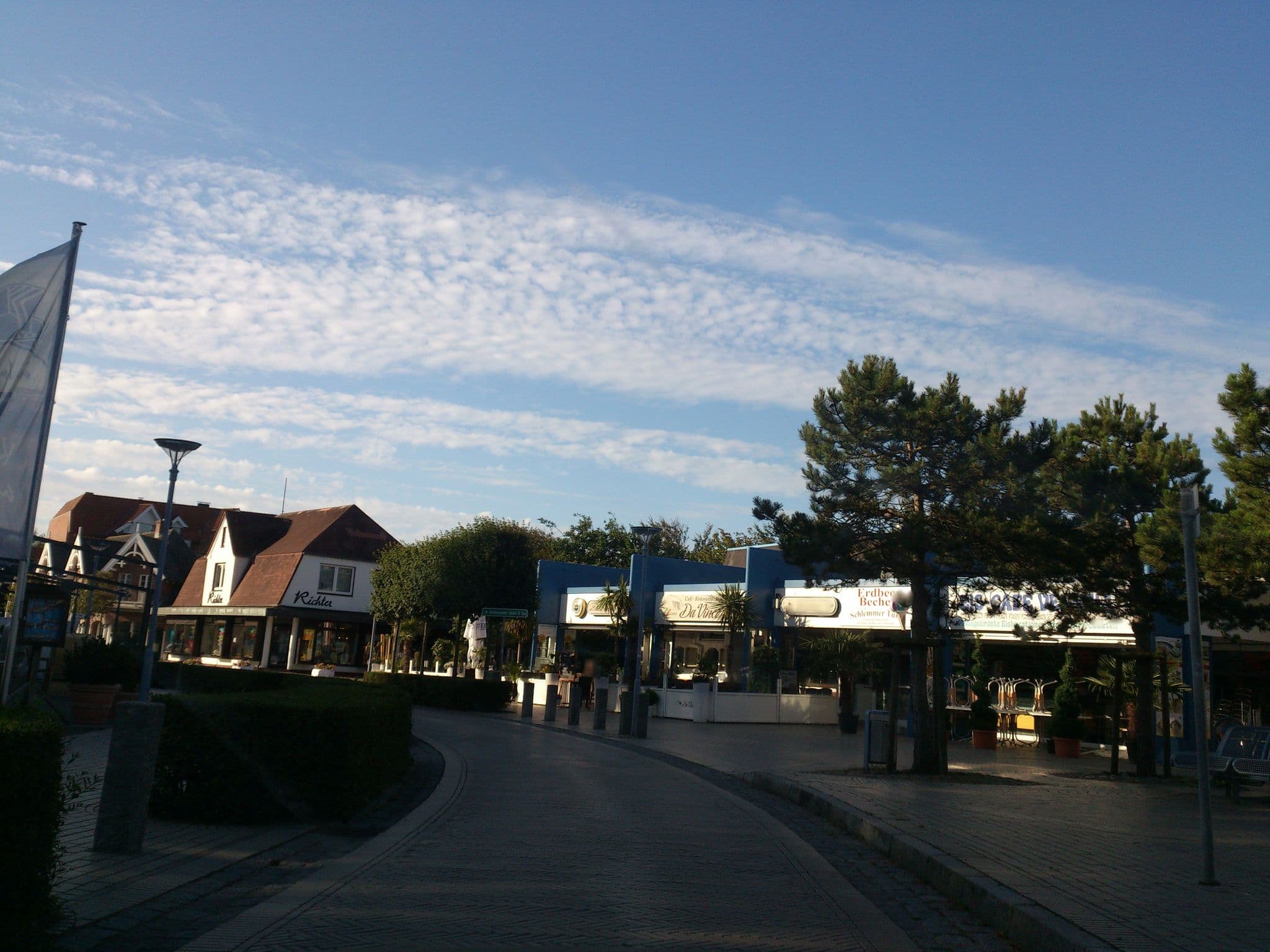 Street view near Residenz 21, Sankt Peter-Ording — © amenophis (CC BY-SA · Mapillary)