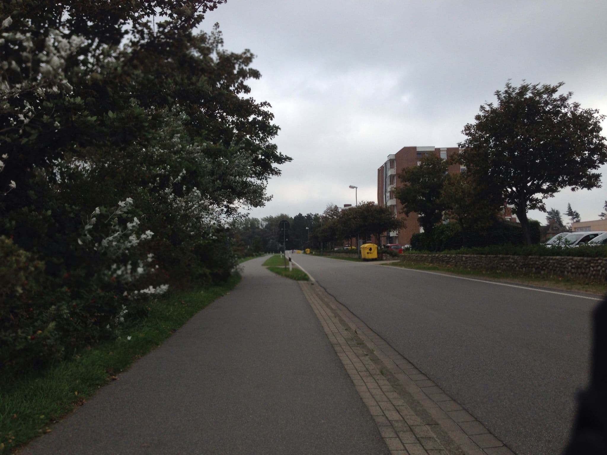 Street view near Strandperle, Wyk auf Föhr — © mjay (CC BY-SA · Mapillary)