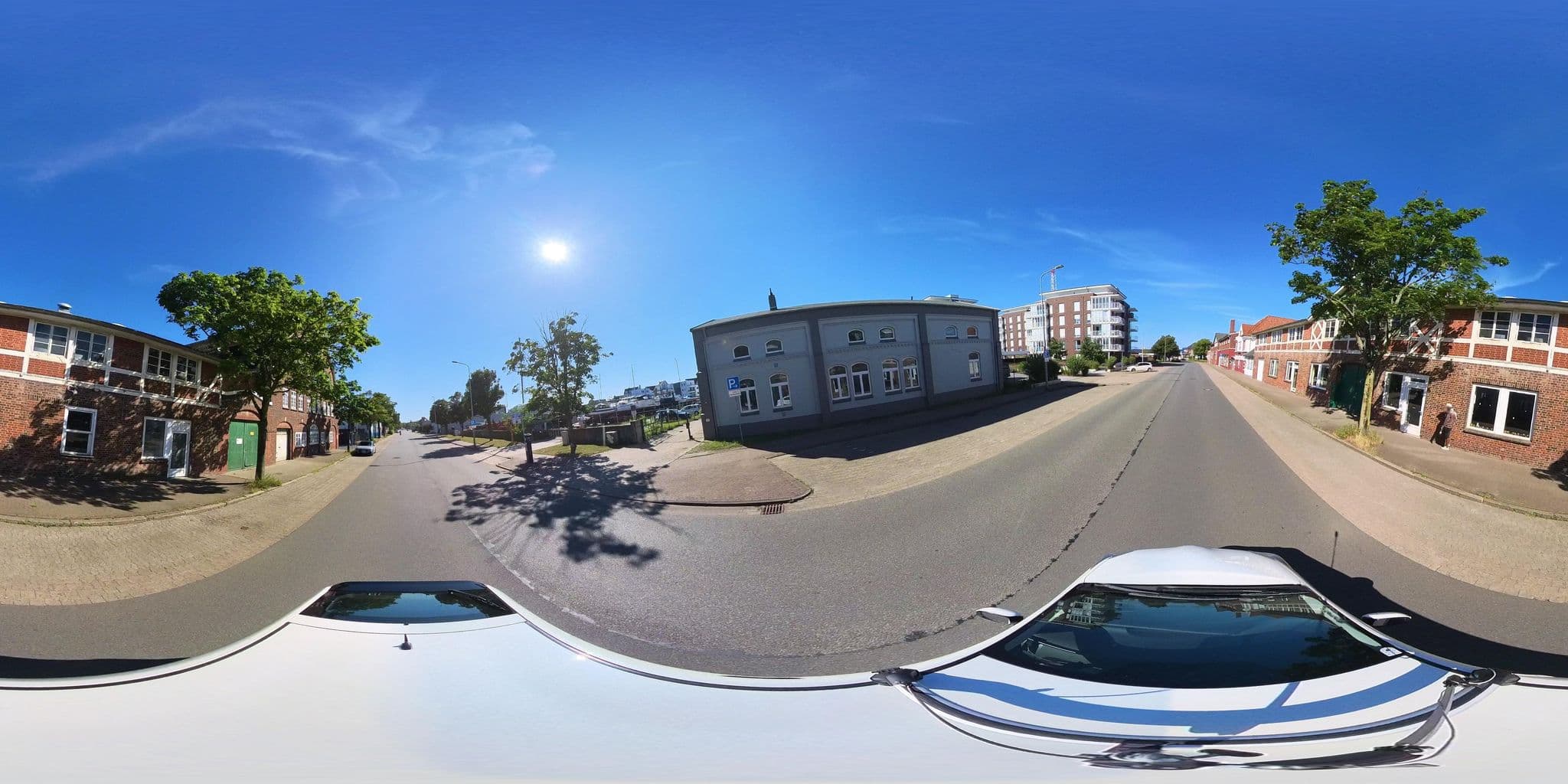 Street view near Haus Marina 28, Cuxhaven — © osmplus_org (CC BY-SA · Mapillary)