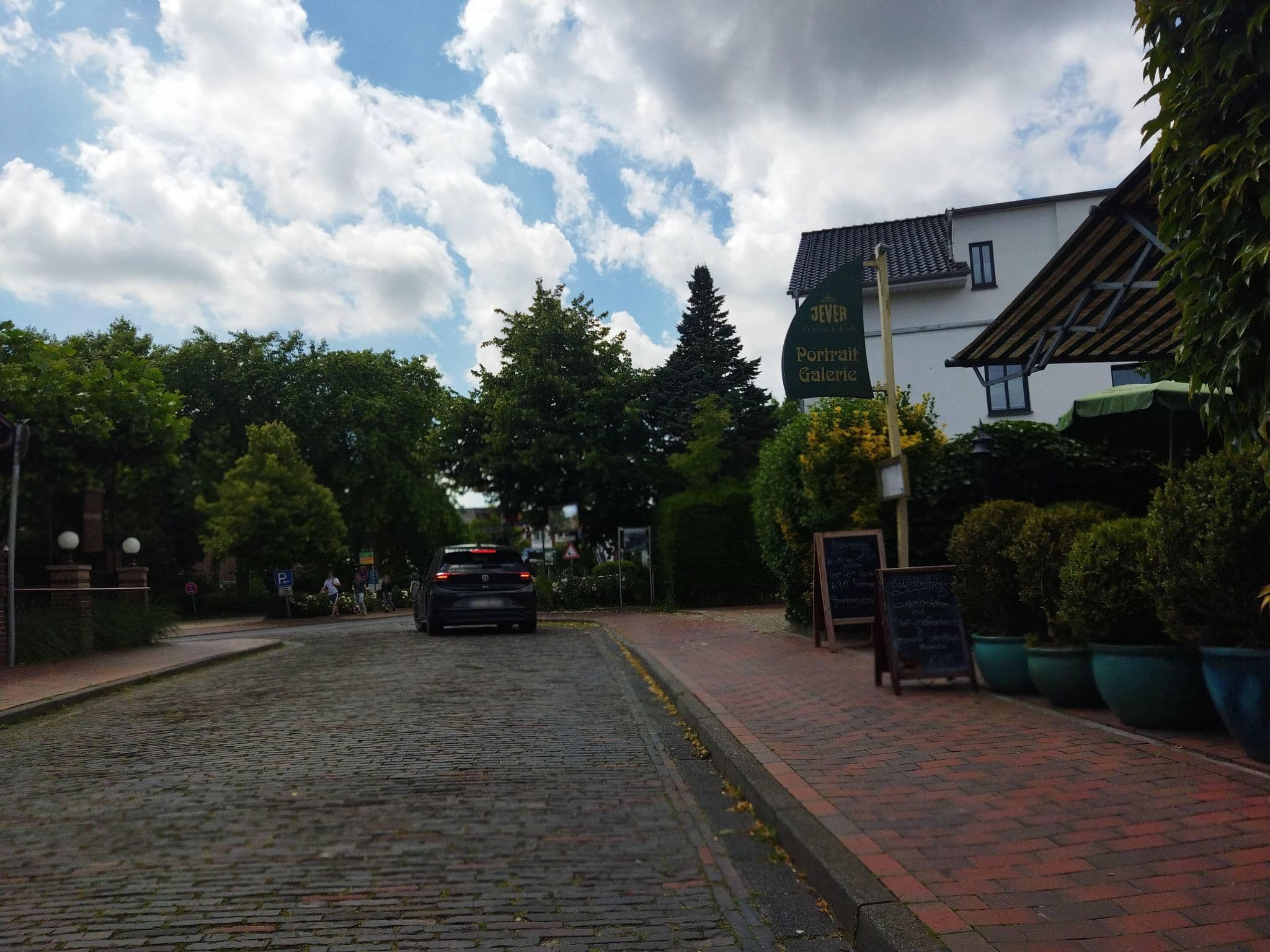 Street view near Ringhotel Altes Zollhaus Horumersiel, Schillig — © changchun1 (CC BY-SA · Mapillary)