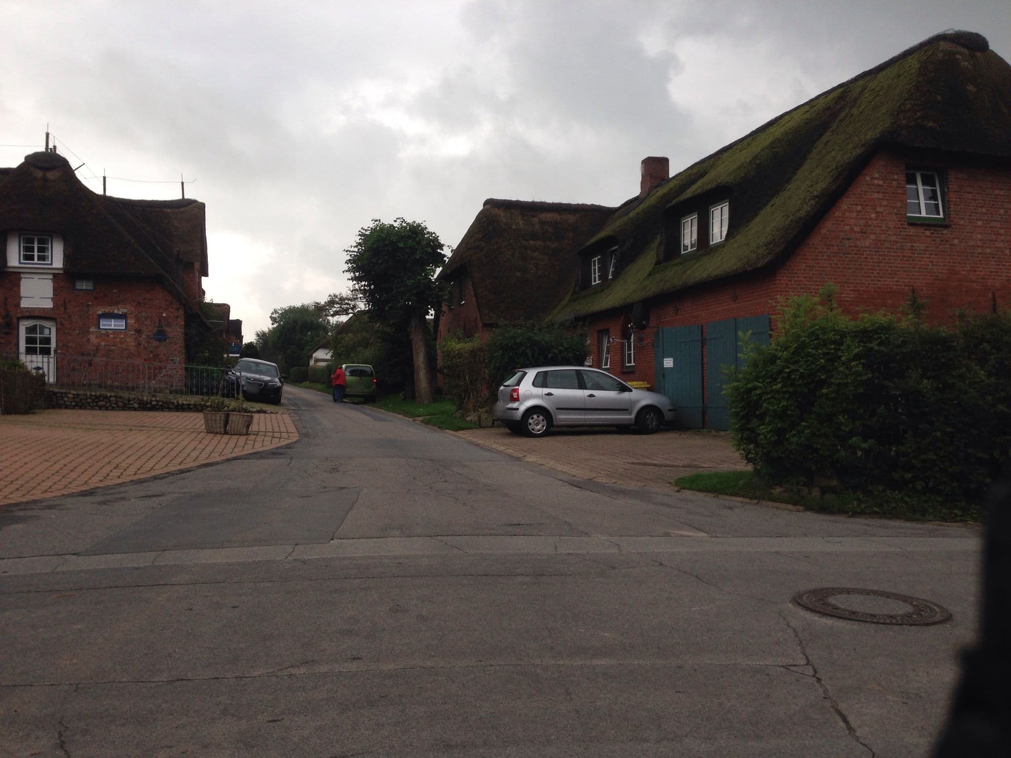 Street view near Landhaus Laura, Wyk auf Föhr — © mjay (CC BY-SA · Mapillary)