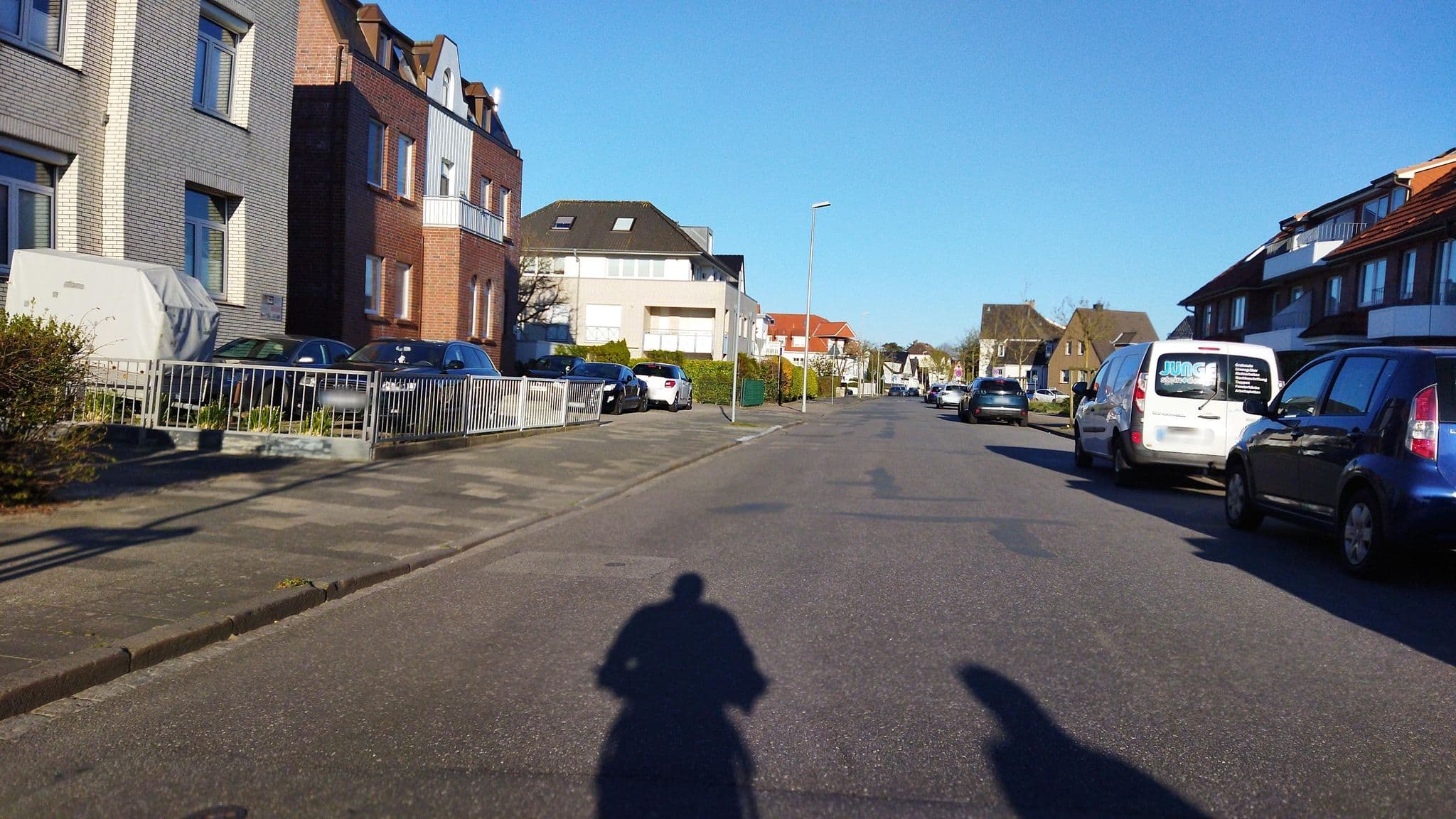 Street view near Gästehaus Seestern, Cuxhaven — © changchun1 (CC BY-SA · Mapillary)