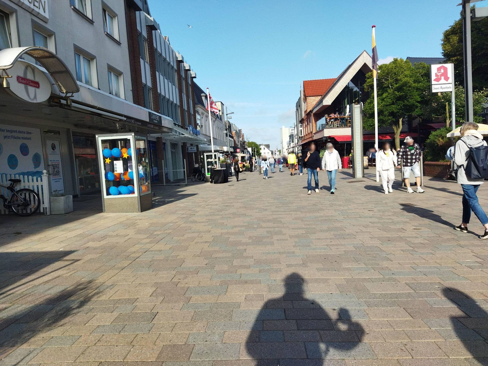 Street view near Hotel Clausen, Westerland — © changchun1 (CC BY-SA · Mapillary)