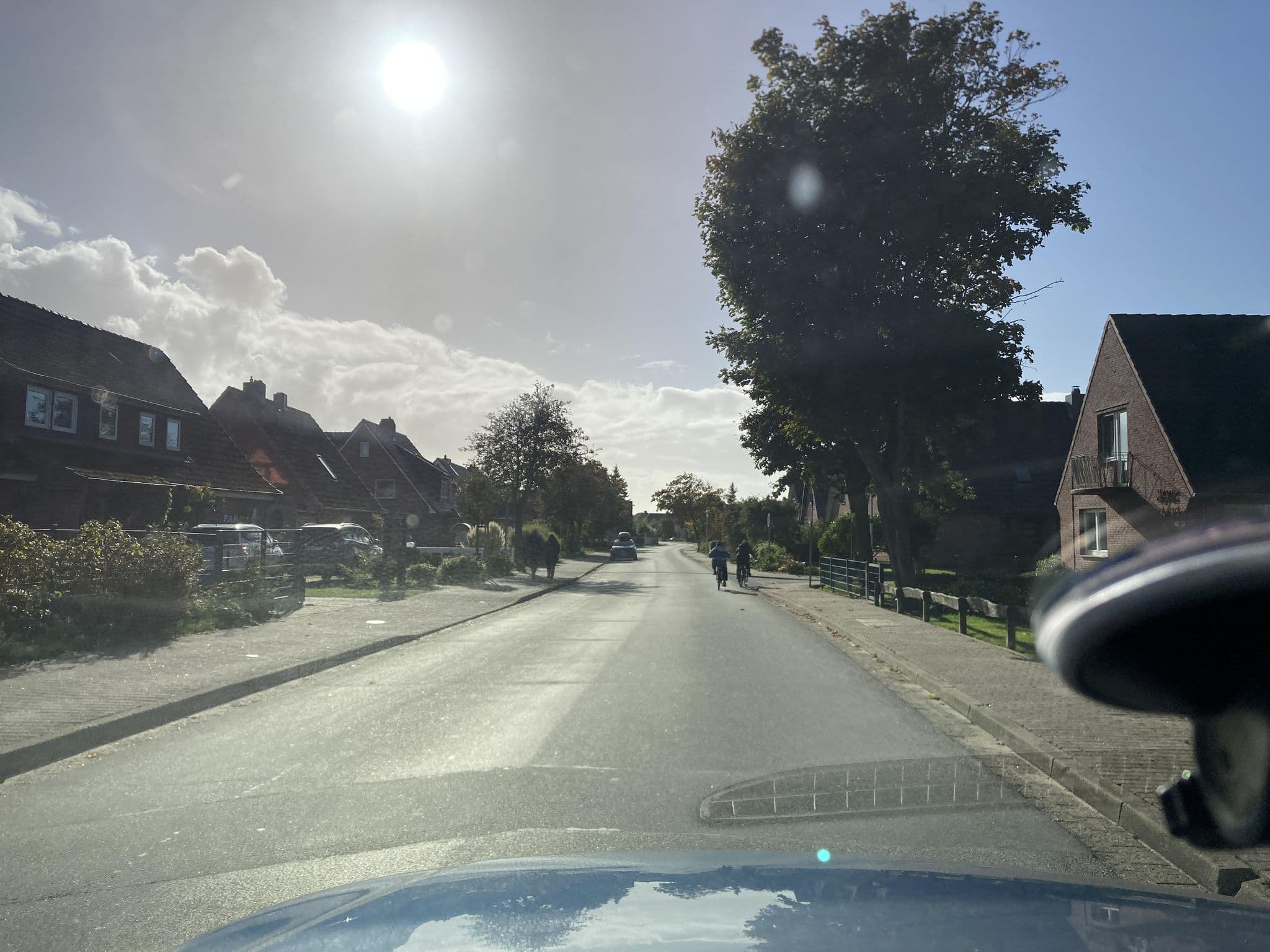 Street view near Hannelore Lewinsky, Büsum — © robffm (CC BY-SA · Mapillary)