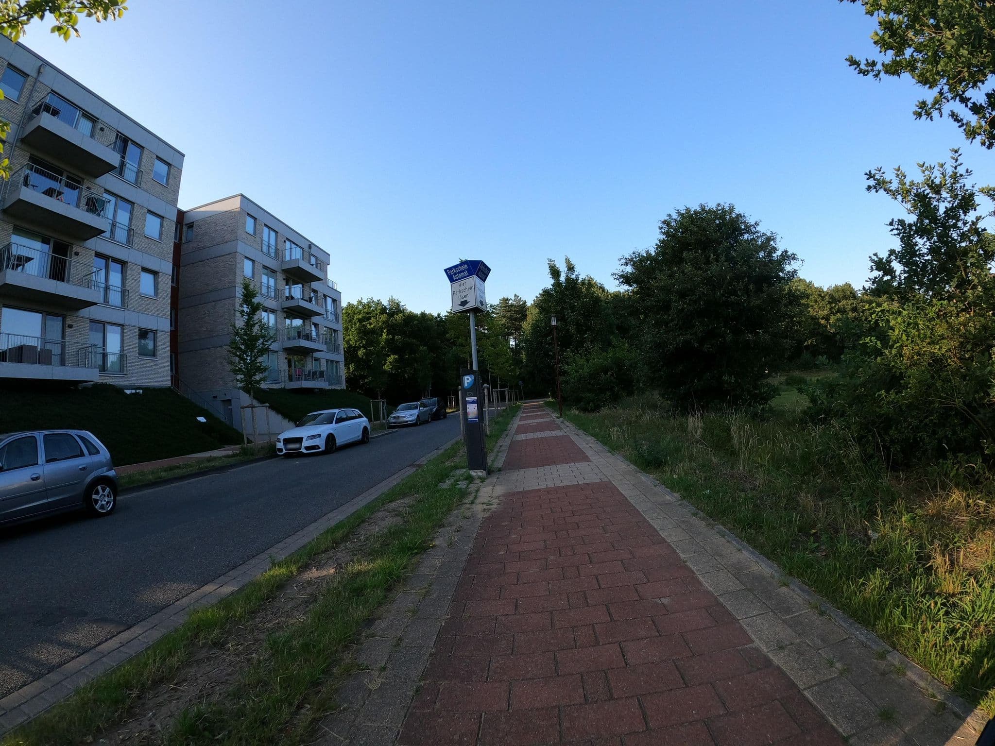 Street view near Haus Hohe Geest HG25, Cuxhaven — © VIA_KK (CC BY-SA · Mapillary)