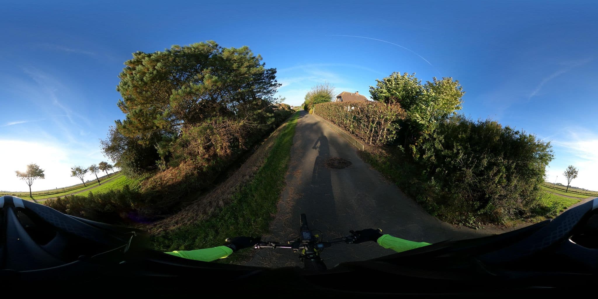 Street view near von der Geest, Friedrichskoog — © stefanhrt (CC BY-SA · Mapillary)