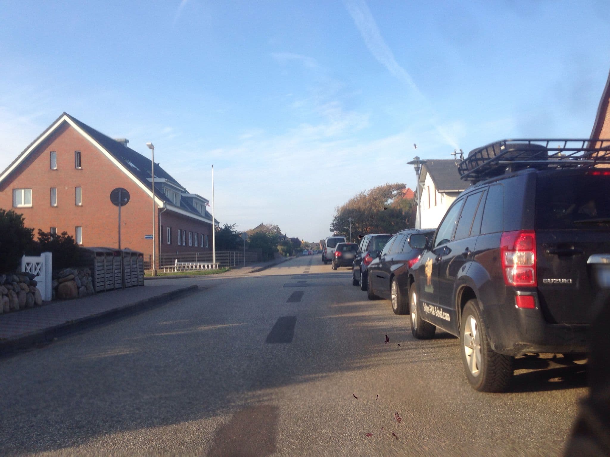Street view near Ferienwohnung Mali auf Sylt, Westerland — © mjay (CC BY-SA · Mapillary)