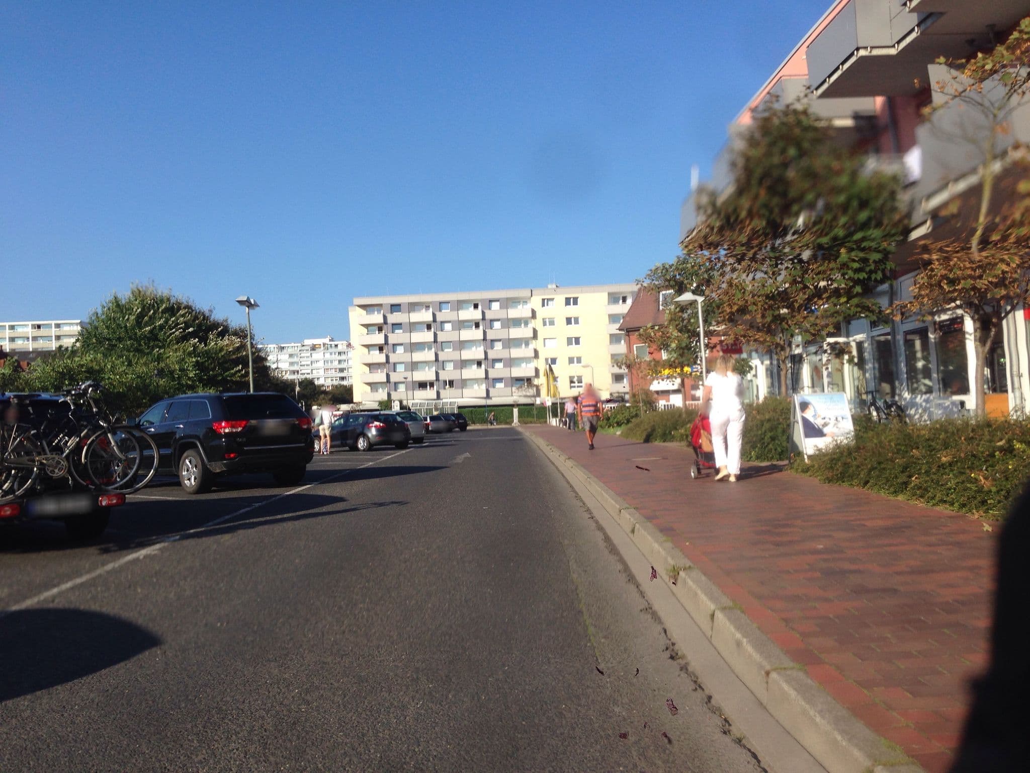 Street view near Ferienwohnung Sinnewyn, Westerland — © mjay (CC BY-SA · Mapillary)