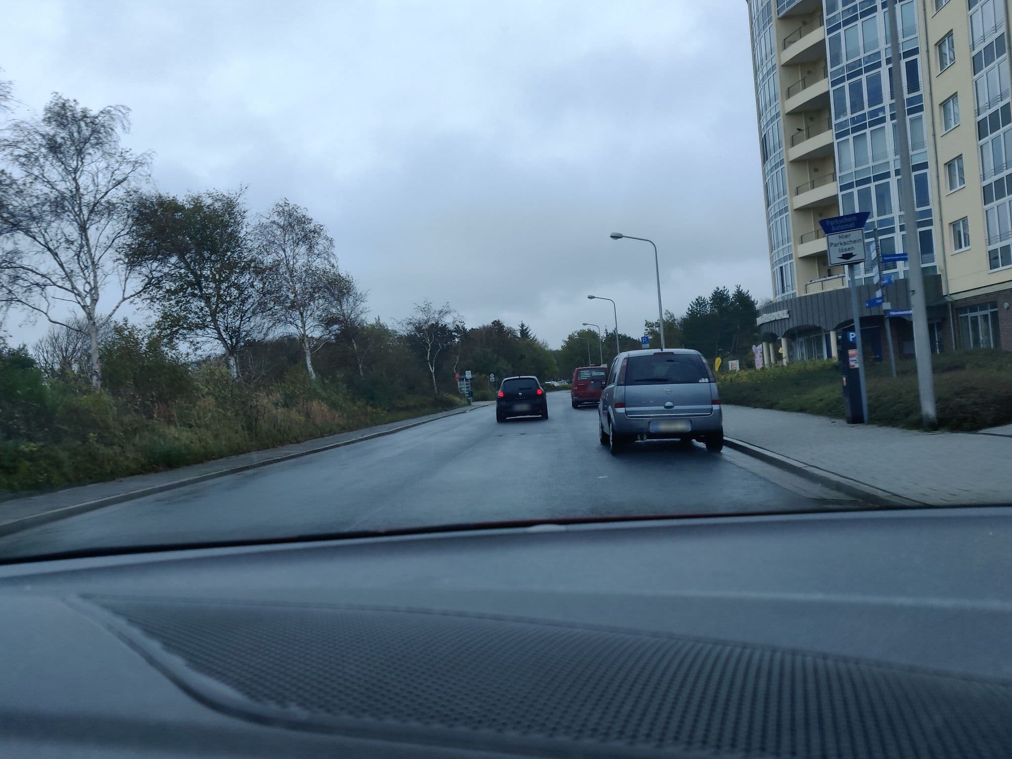 Street view near Strandhochhaus Döse, Cuxhaven — © mighty_eighty (CC BY-SA · Mapillary)