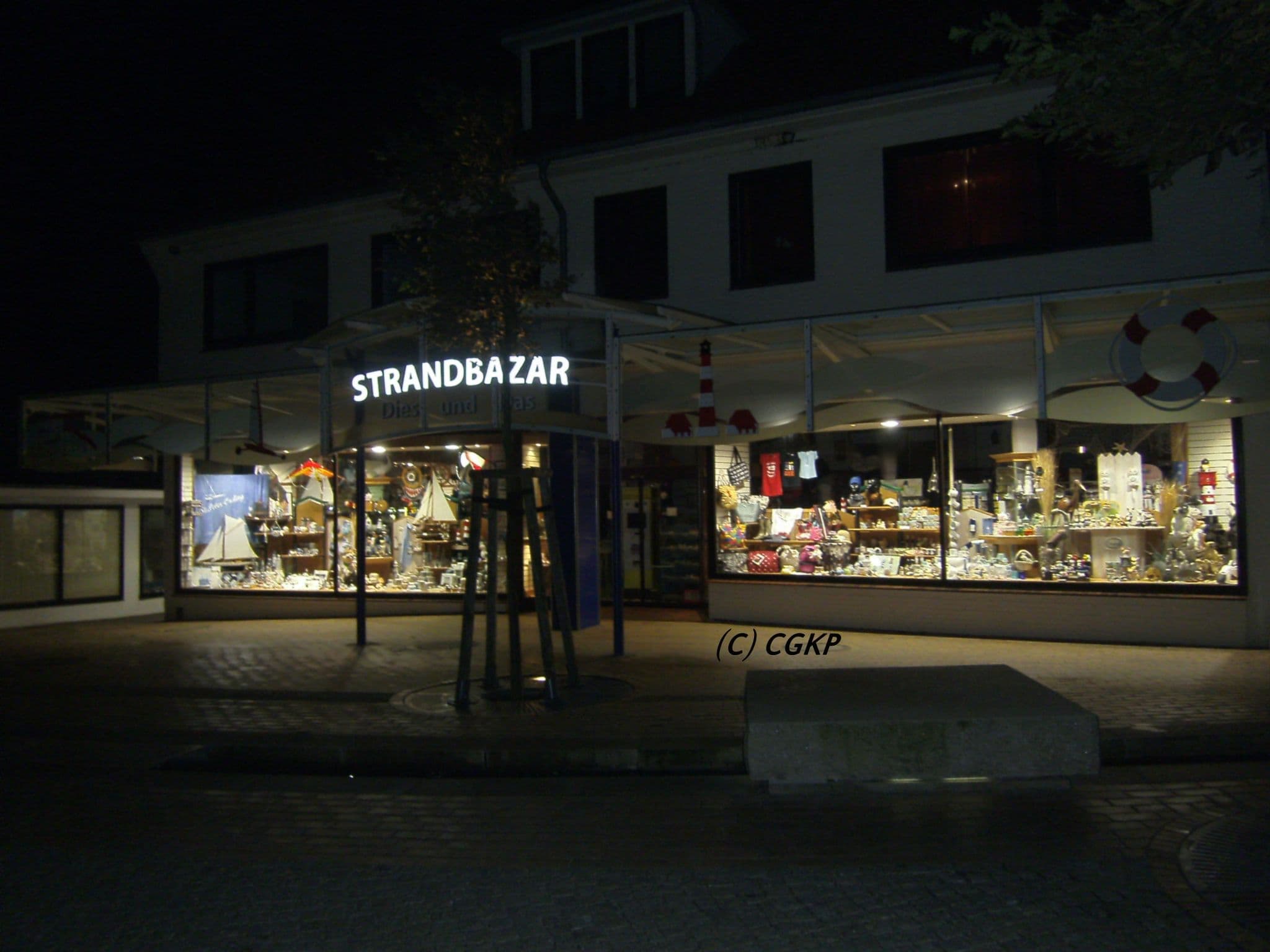 Street view near Strand|Gut Resort, Sankt Peter-Ording — © connyk (CC BY-SA · Mapillary)