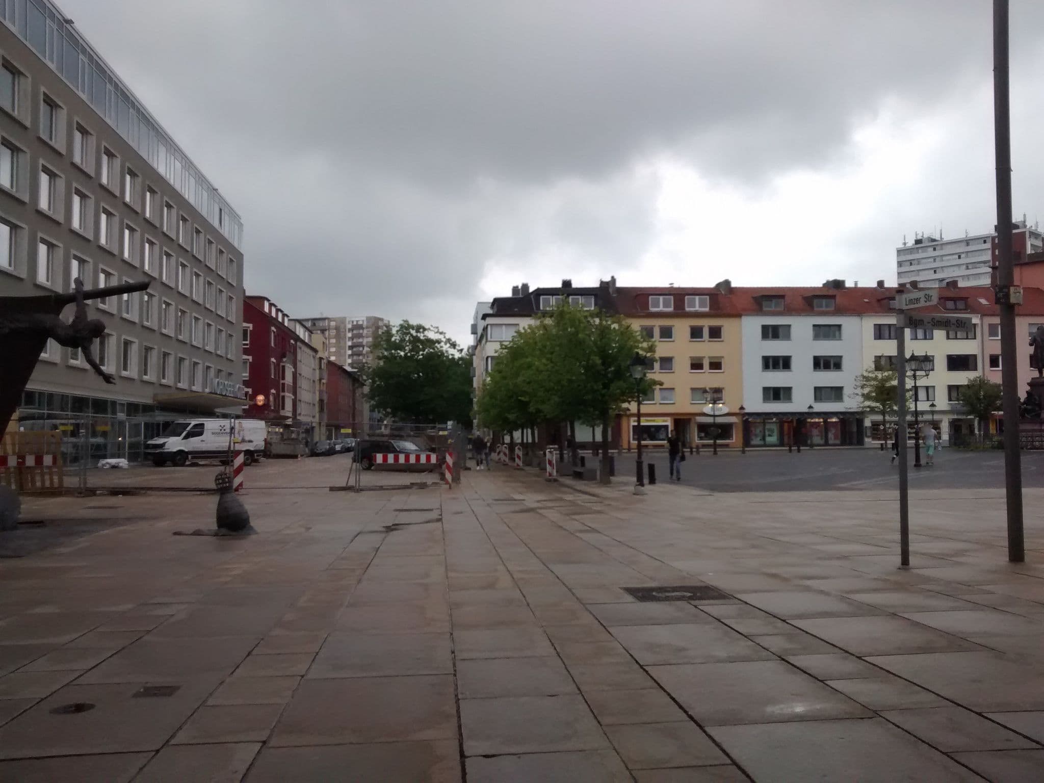Street view near Nordsee Hotel Bremerhaven GmbH, Bremerhaven — © 48d9dc (CC BY-SA · Mapillary)