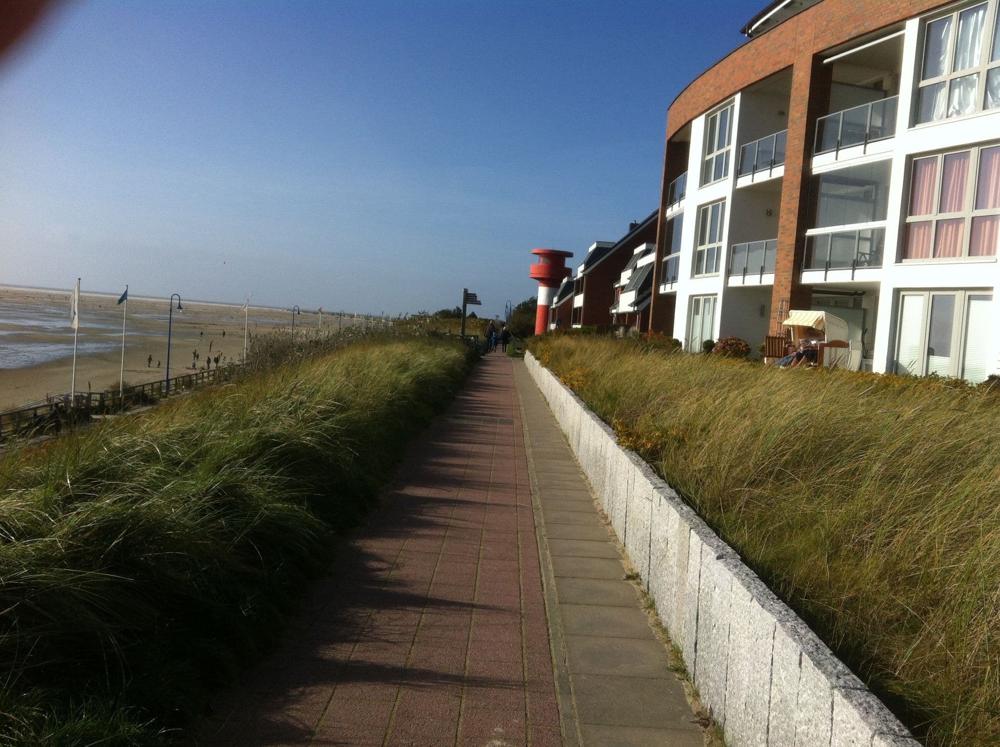 Street view near Schlieter Andreas Ferienwohnungen, Wyk auf Föhr — © georginakirrin (CC BY-SA · Mapillary)