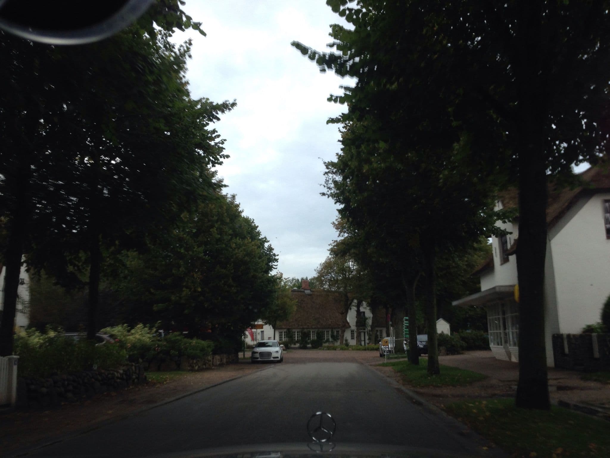Street view near Hansen Nieblum Haushälfte, Wyk auf Föhr — © mjay (CC BY-SA · Mapillary)