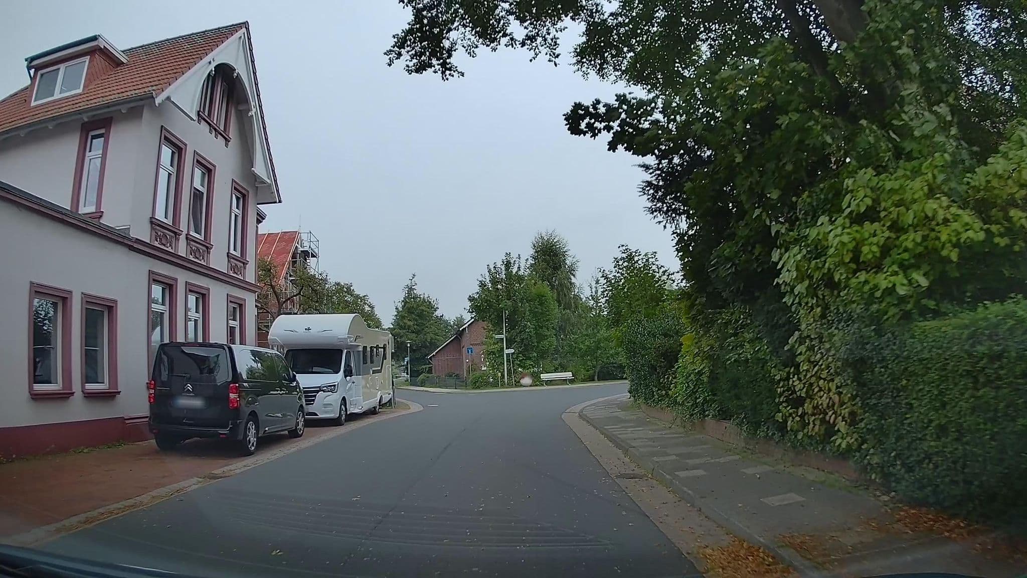 Street view near Ferienwohnung Cuxhaven Meerchenzeit, Cuxhaven — © hendel (CC BY-SA · Mapillary)