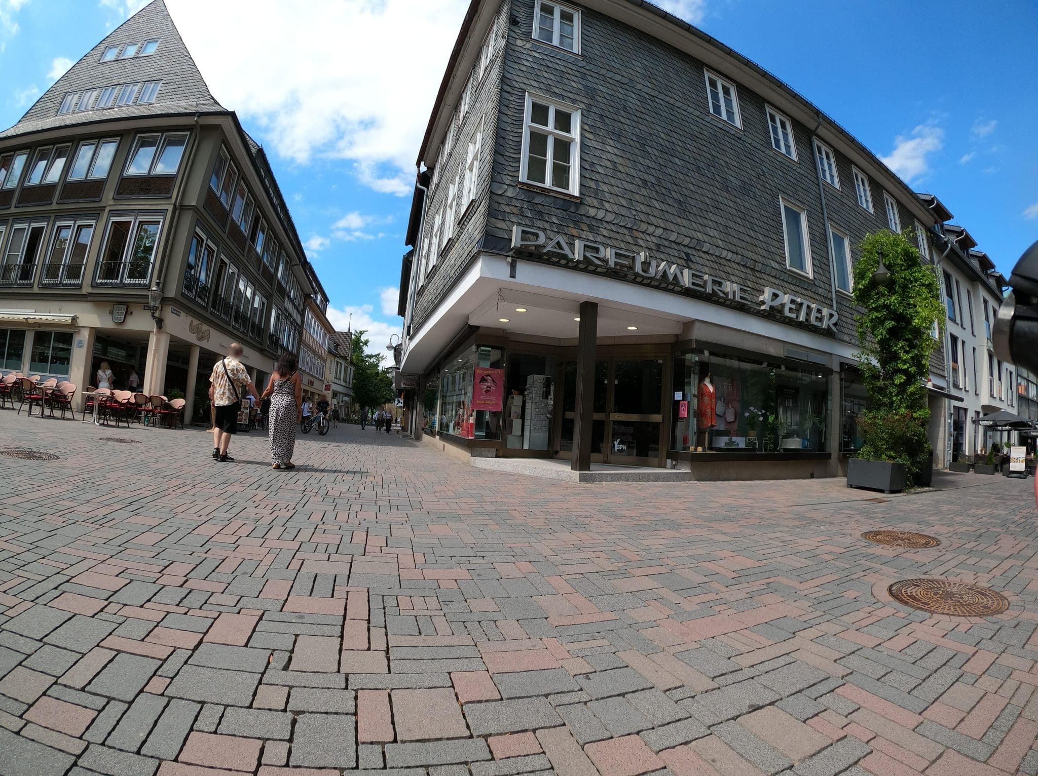 Street view near Central Hotel & Lounge, Goslar — © Langfahrer (CC BY-SA · Mapillary)