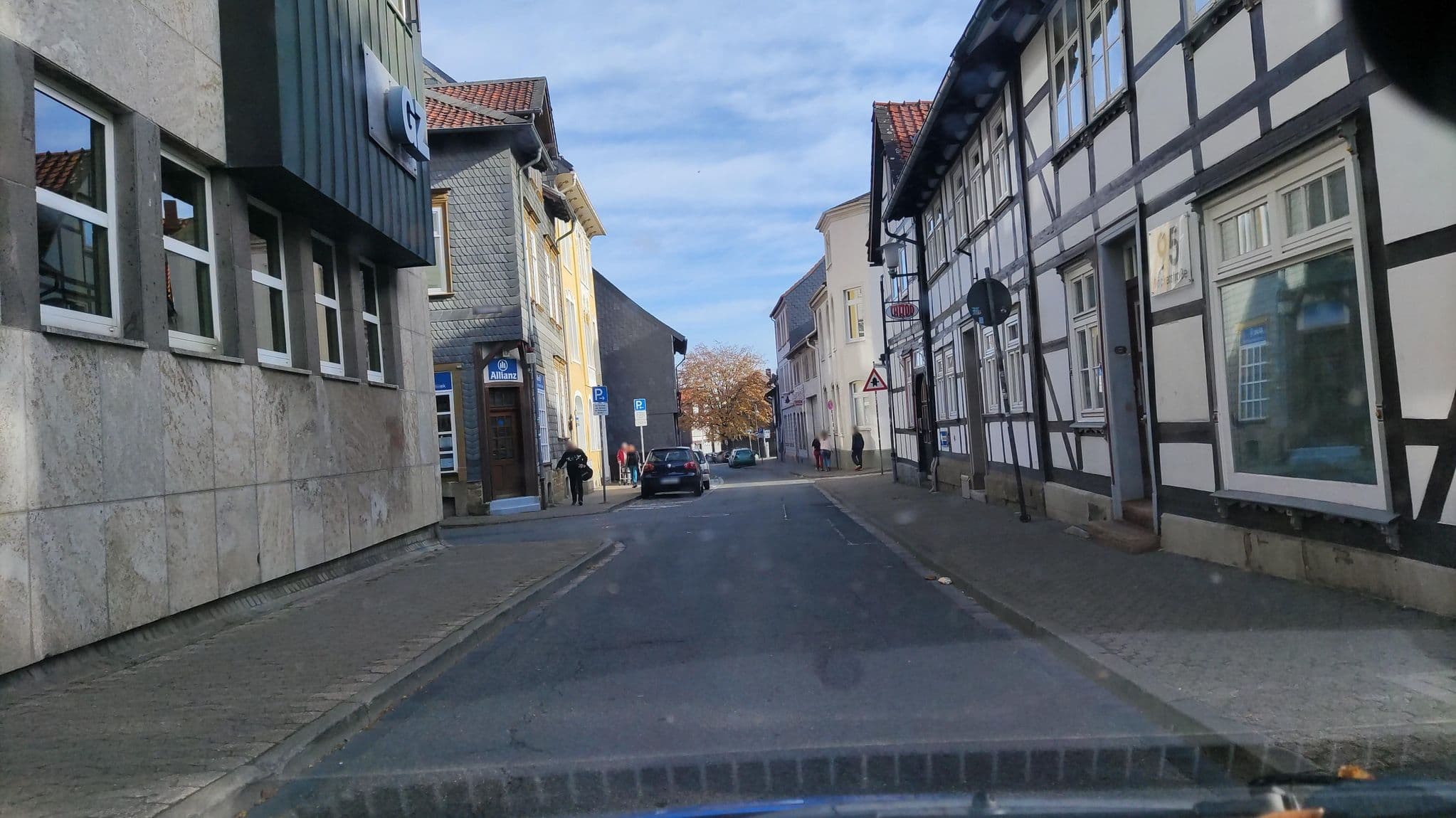 Street view near Piepmäker Stübchen, Goslar — © hotteliene (CC BY-SA · Mapillary)