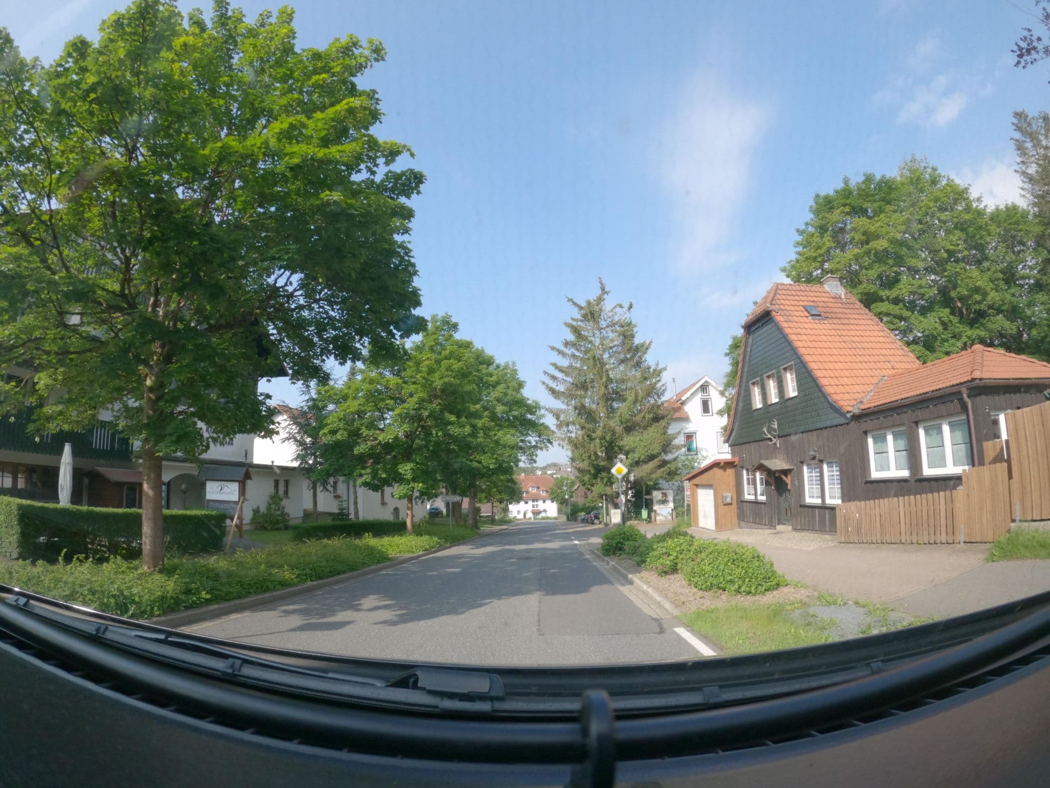 Street view near Maisonette Apartment am Kurpark, Braunlage — © atze02 (CC BY-SA · Mapillary)