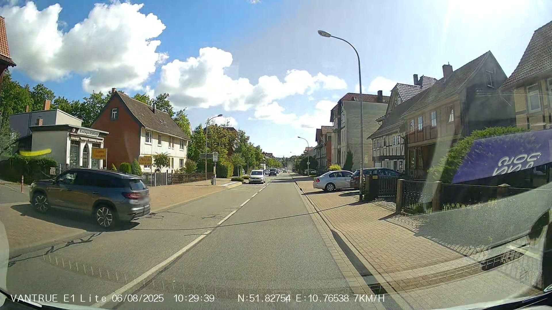 Street view near FerienwohnungReinel, Wernigerode — © Hightower- (CC BY-SA · Mapillary)