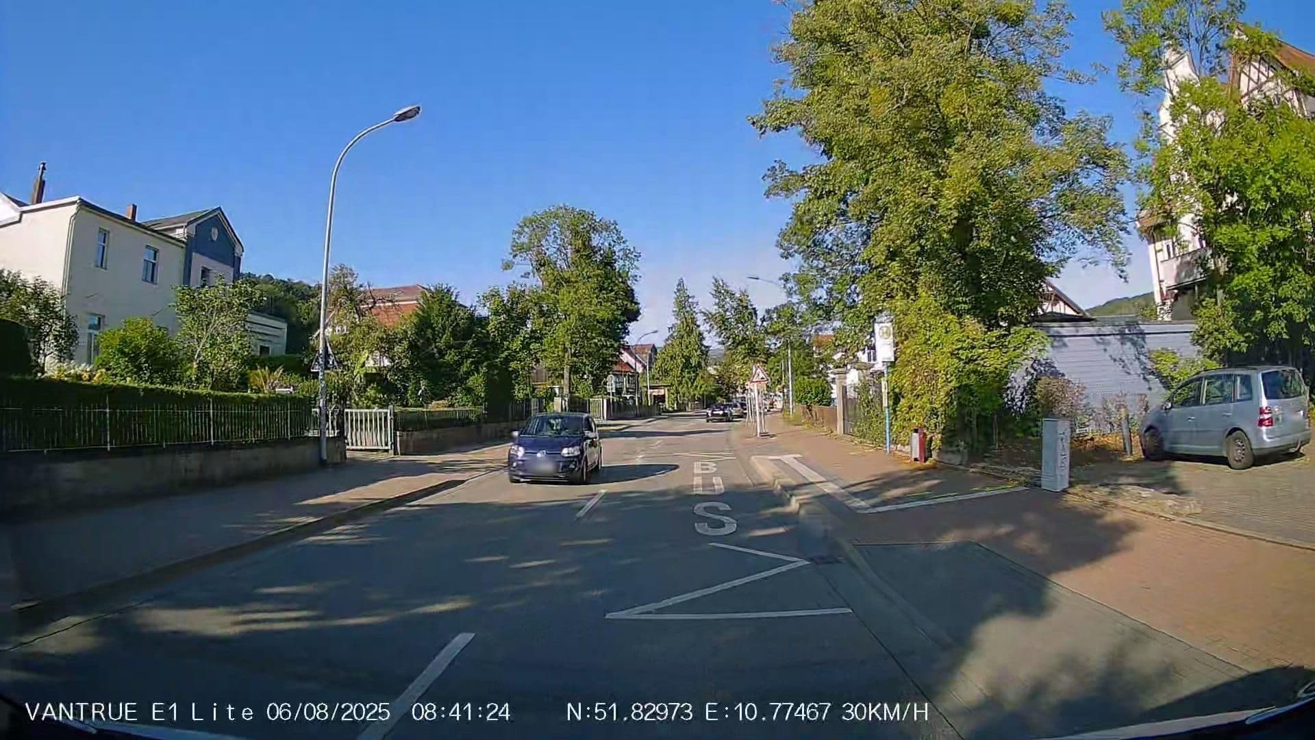 Street view near Ferienwohnungen Patsch, Wernigerode — © Hightower- (CC BY-SA · Mapillary)
